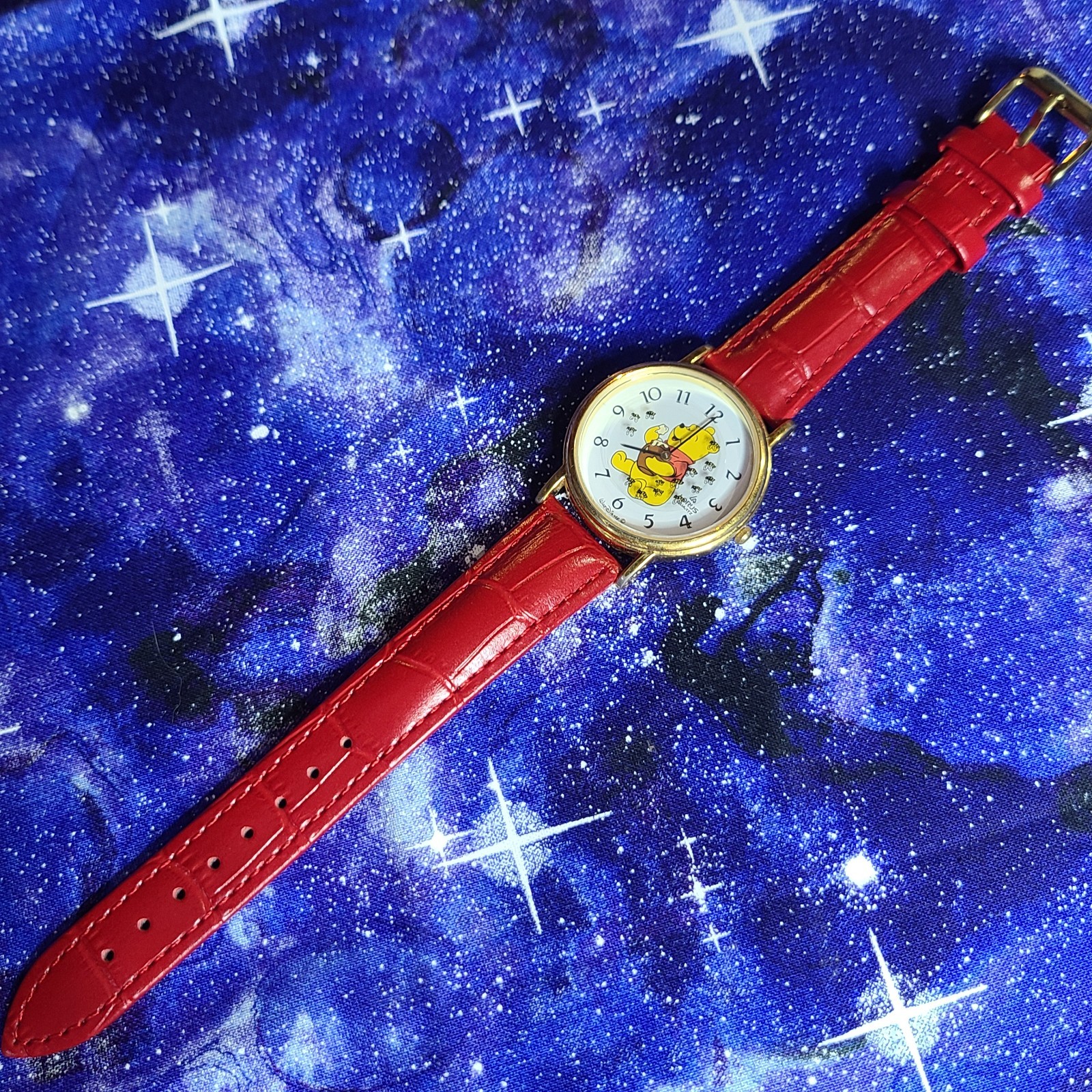 Disney Lorus Winnie the Pooh Watch V531 Floating Bees Ready To Wear | See Video