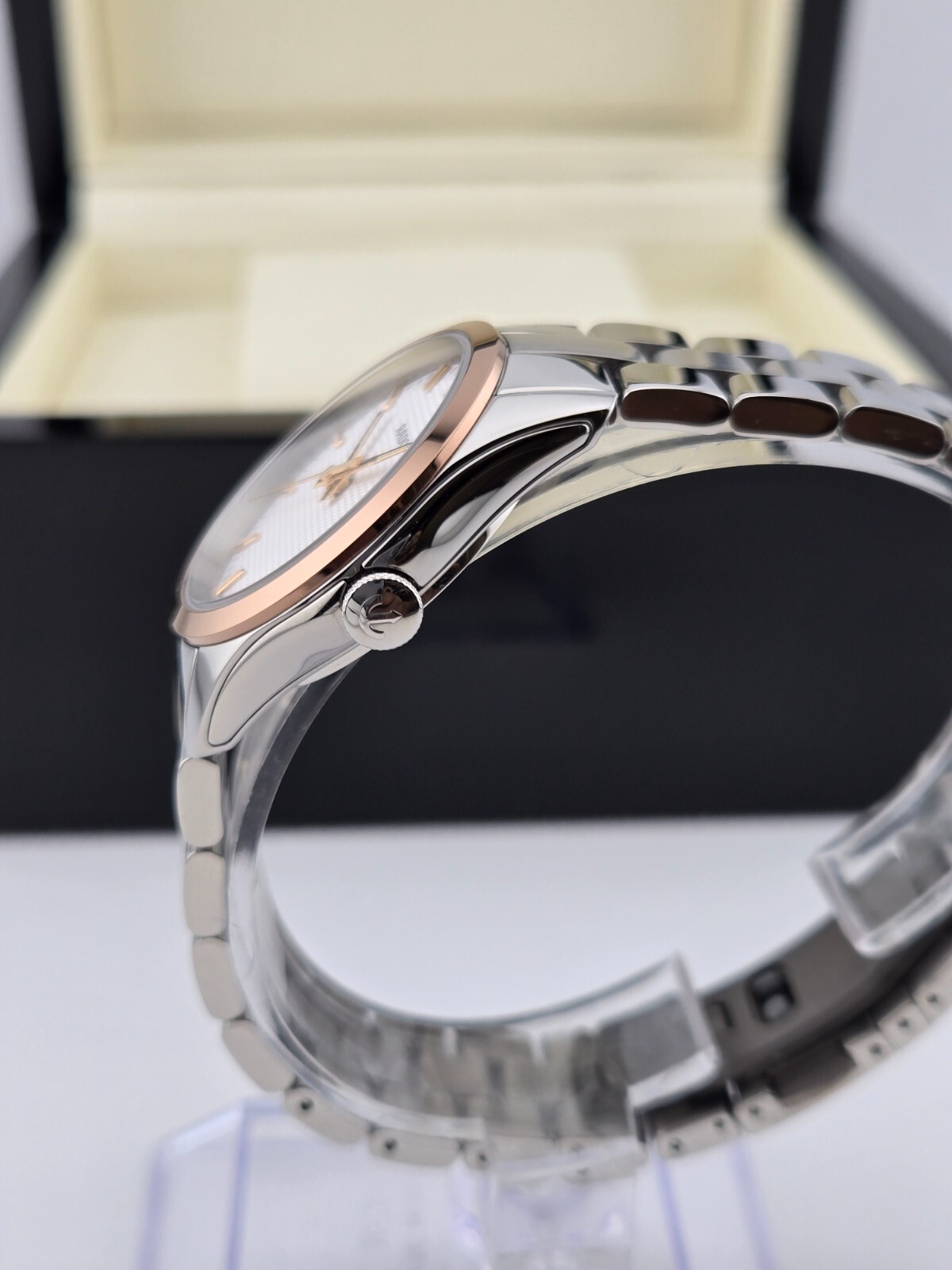 Rado Woman’s Hyperchrome Silver Dial Ceramos Watch – R32976123 ( $1550 MSRP)
