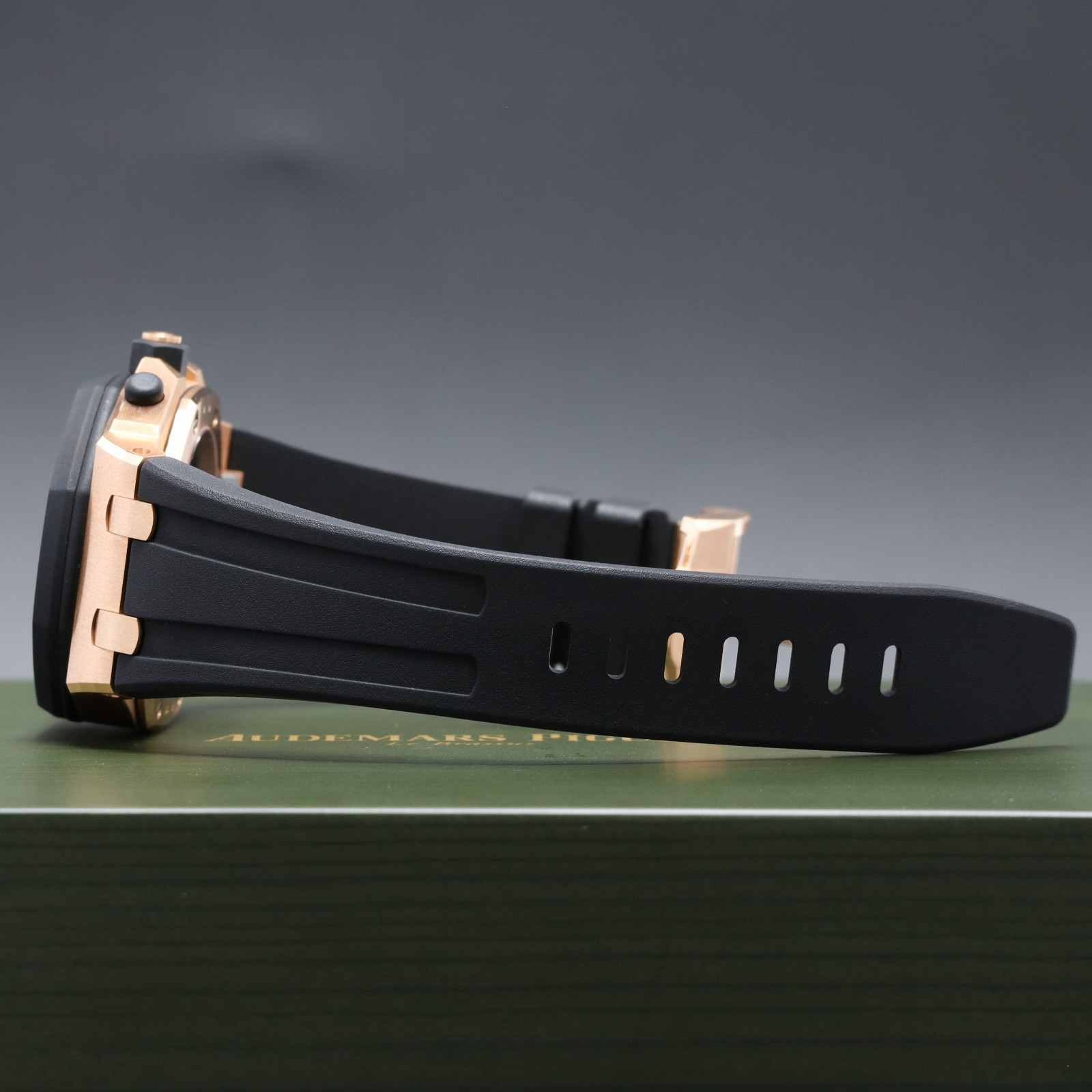 AP Royal Oak Offshore 42mm Rose Gold Grey Tapisserie Dial Rubber Strap 26238OK