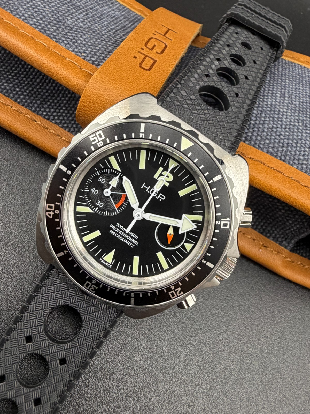 H.G.P. Diver 200M Chrono-Mecaquartz Black Big-Eye Chronograph