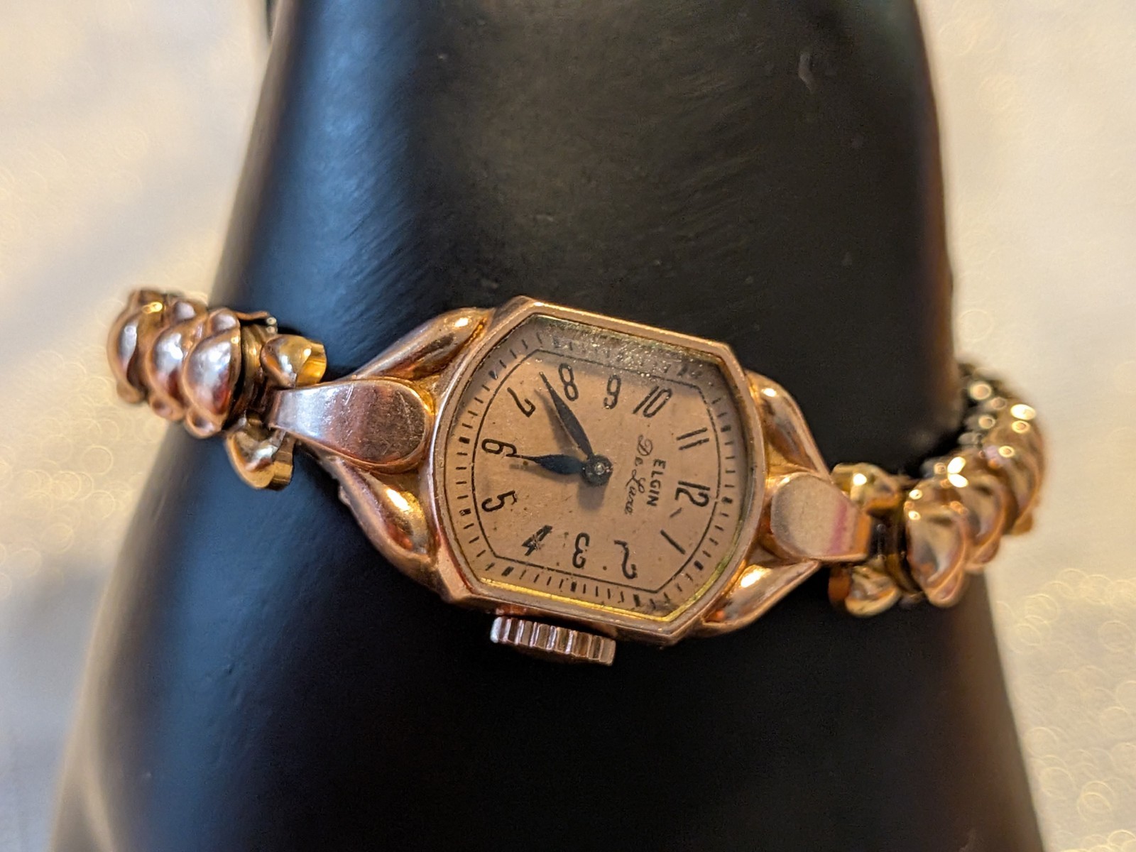 Beautiful Vintage 1930s Elgin DeLuxe Ladies Wristwatch – 10K Rose Gold Filled