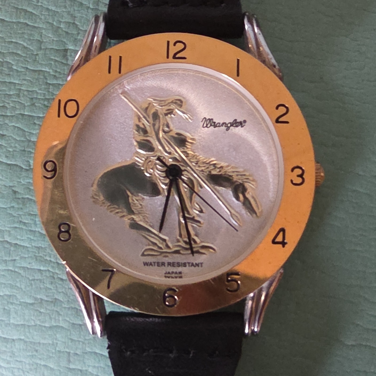 Eagle Quartz Analog Wristwatch, Black Leather Strap, Gold Bezel, White Dial