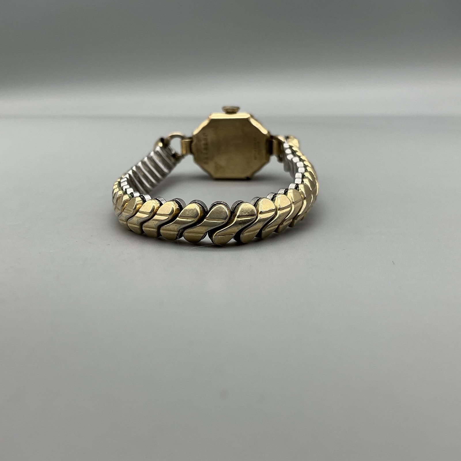Vintage Bulova Womens Watch 16mm 10K Gold Filled Swiss Manual Wind Bracelet