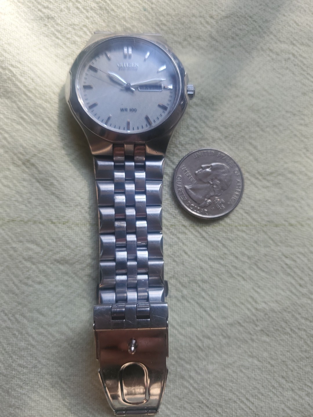 Citizen Men’s Watch Eco-Drive WR 100 Day/Date Grey Dial 36mm Works Well