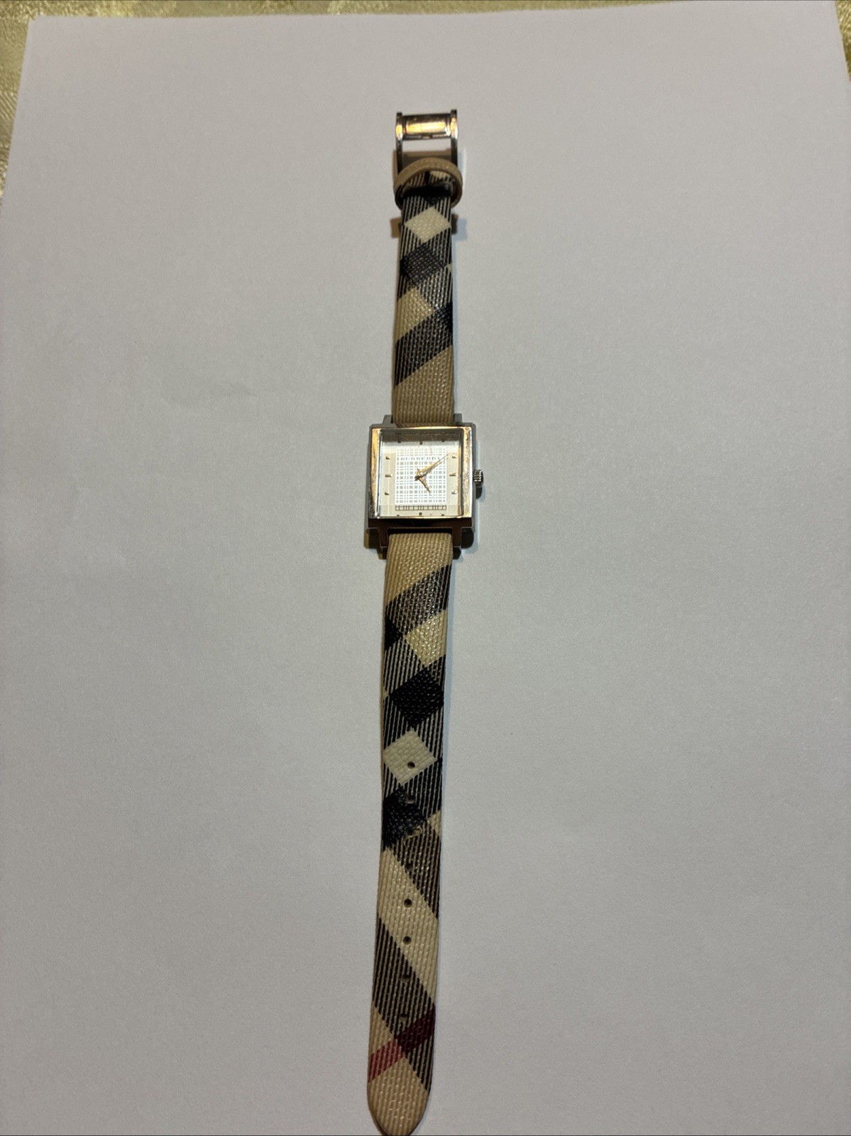 Burberry Ladies Nova Check Square Face Watch 00147-BU2016 30m/100 New Battery