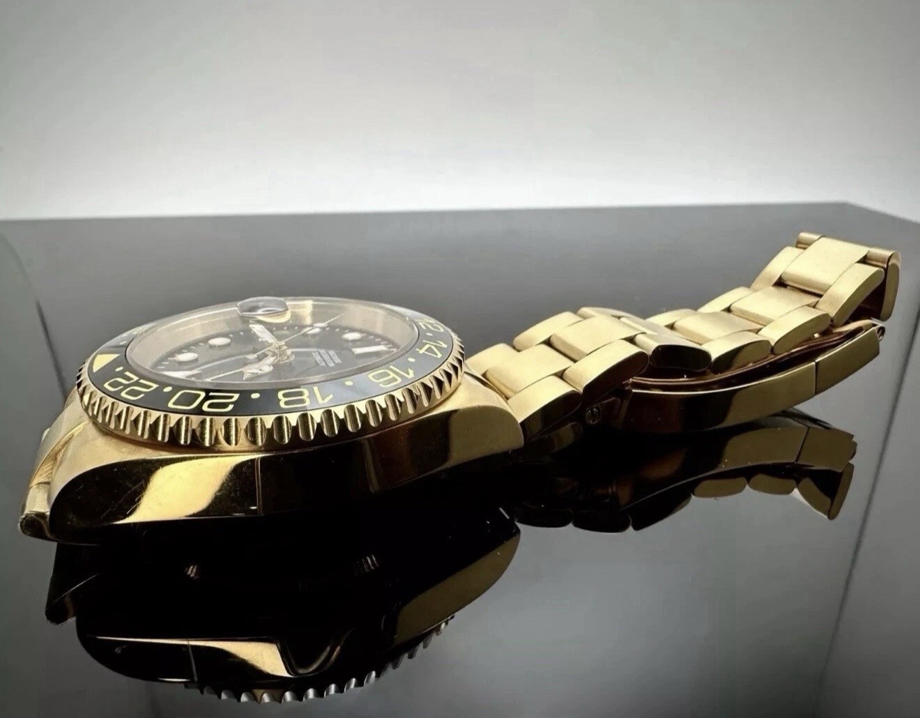Custom 40mm GMT Style Black Gold Mod Watch Gold Case & Band w/ NH34 Automatic