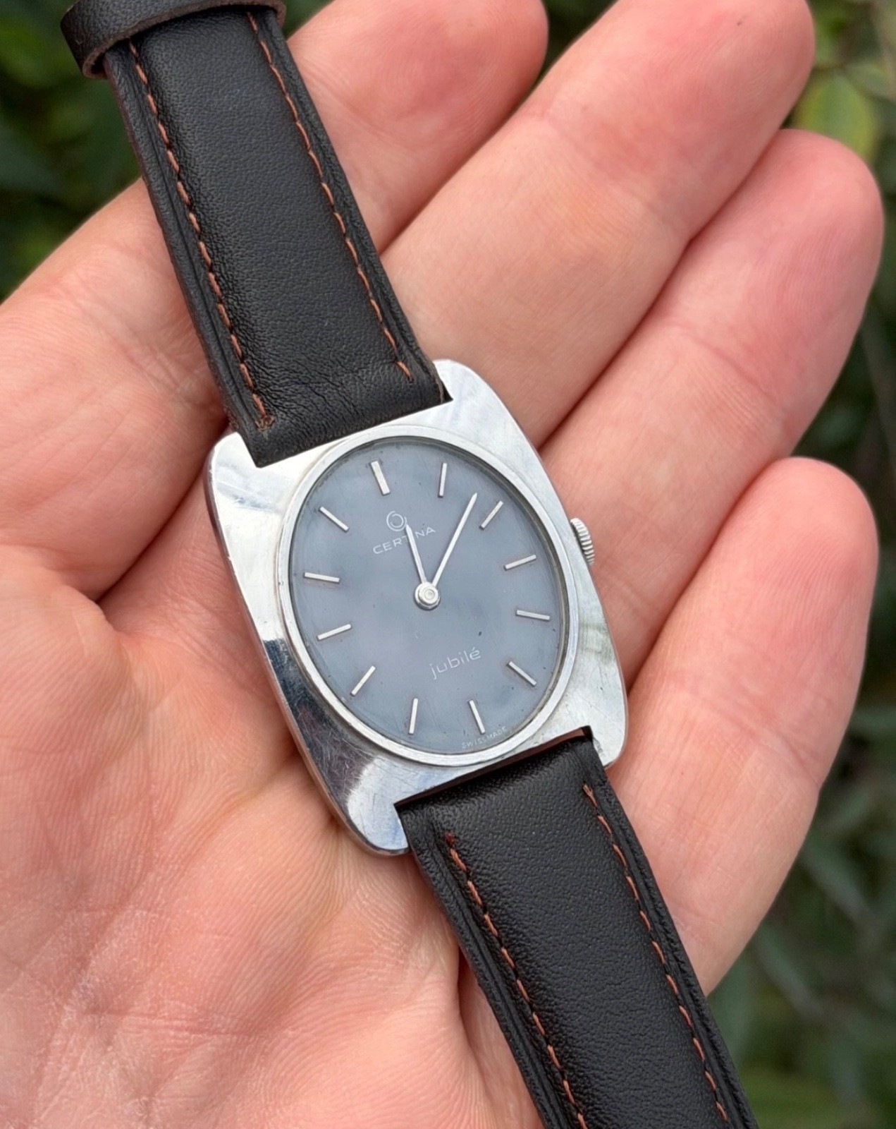Vintage Certina Jubilé 4001-173 Manual Winding 1960 Men’s Watch 30 MM x 37.5 MM