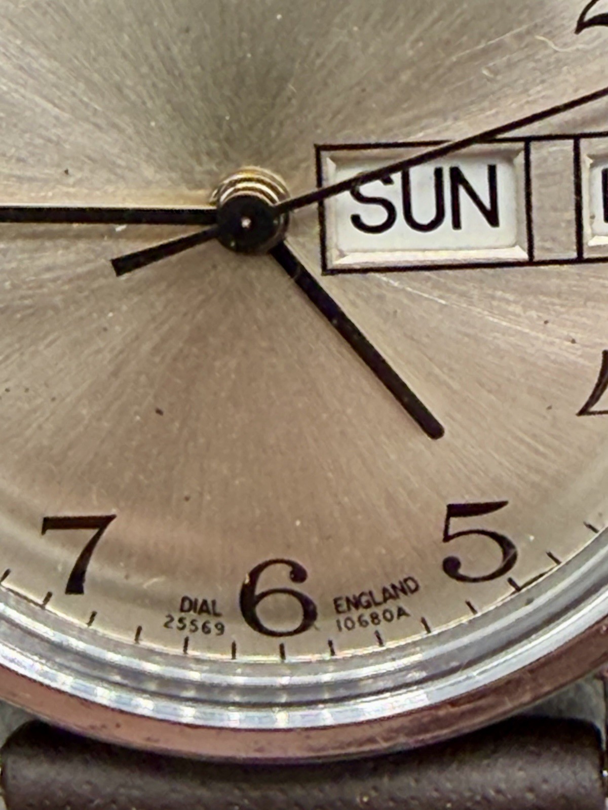 Vintage 1980 Timex Marlin Day Date Dial England 25569 10680 Runs Great!