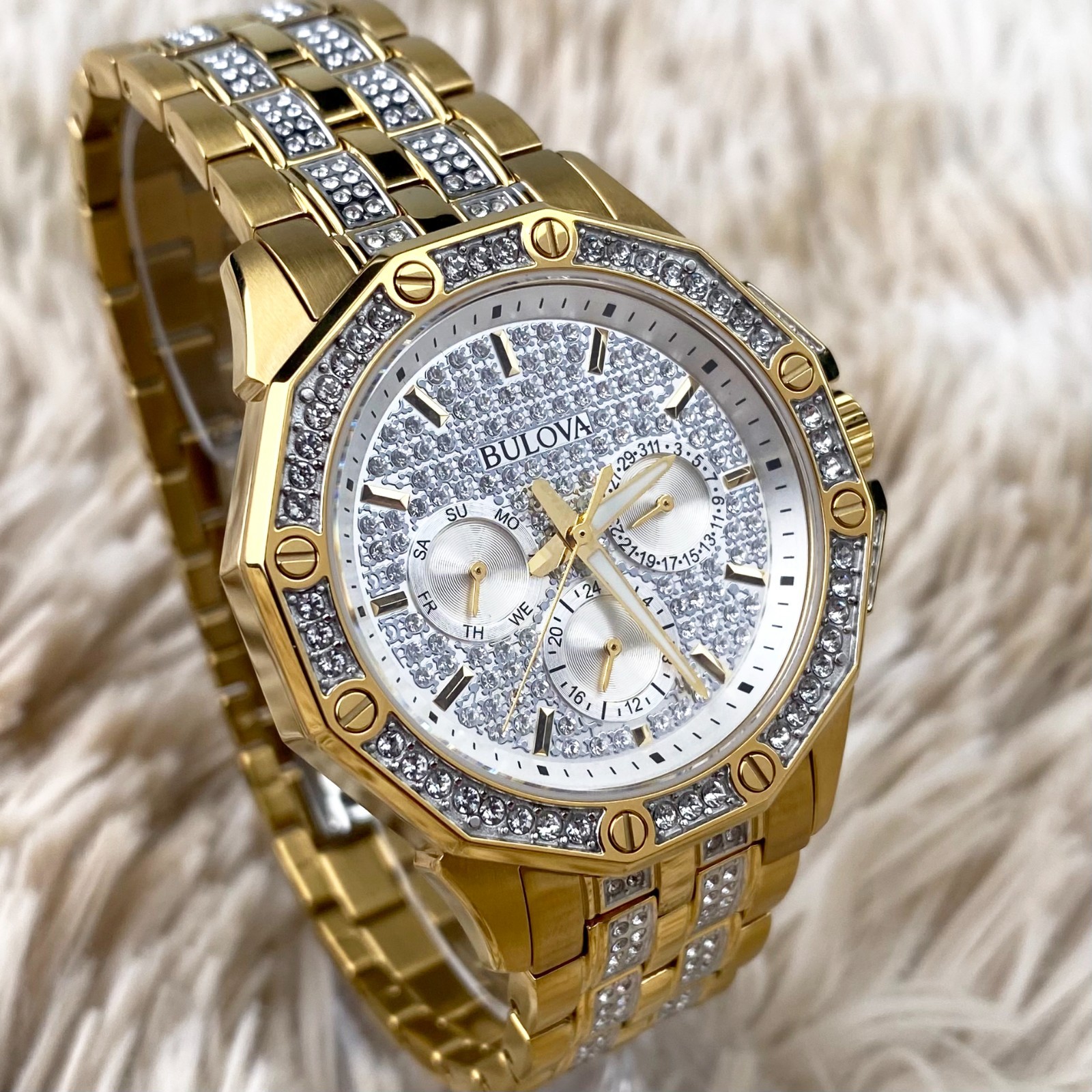 Bulova Octava Quartz 41.5mm Crystal White Dial Gold-Tone Men’s Watch 98C126