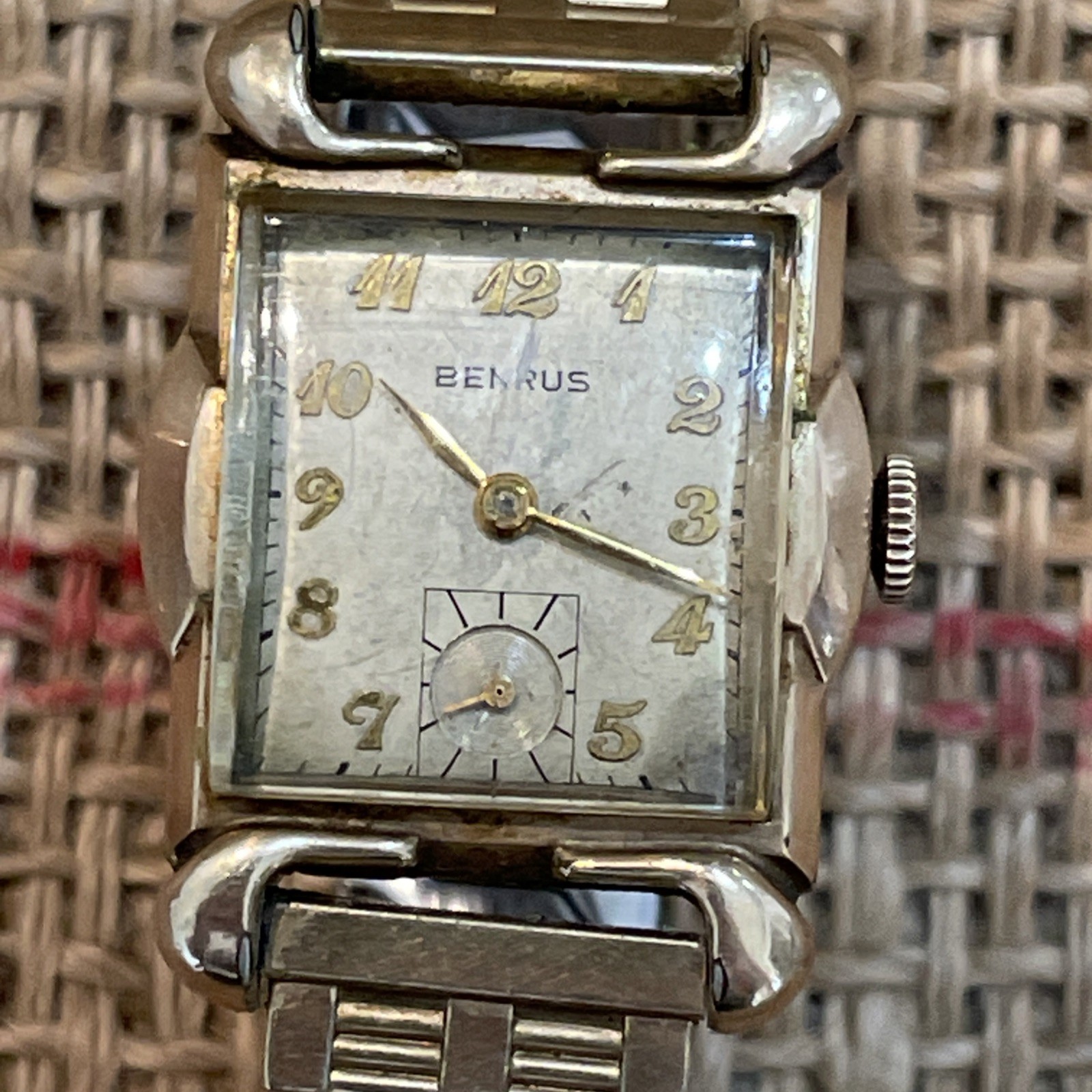 BENRUS Mens Art Deco Style Tank Watch. 10K Gold Filled 17 Jewels BA2 SWISS Runs