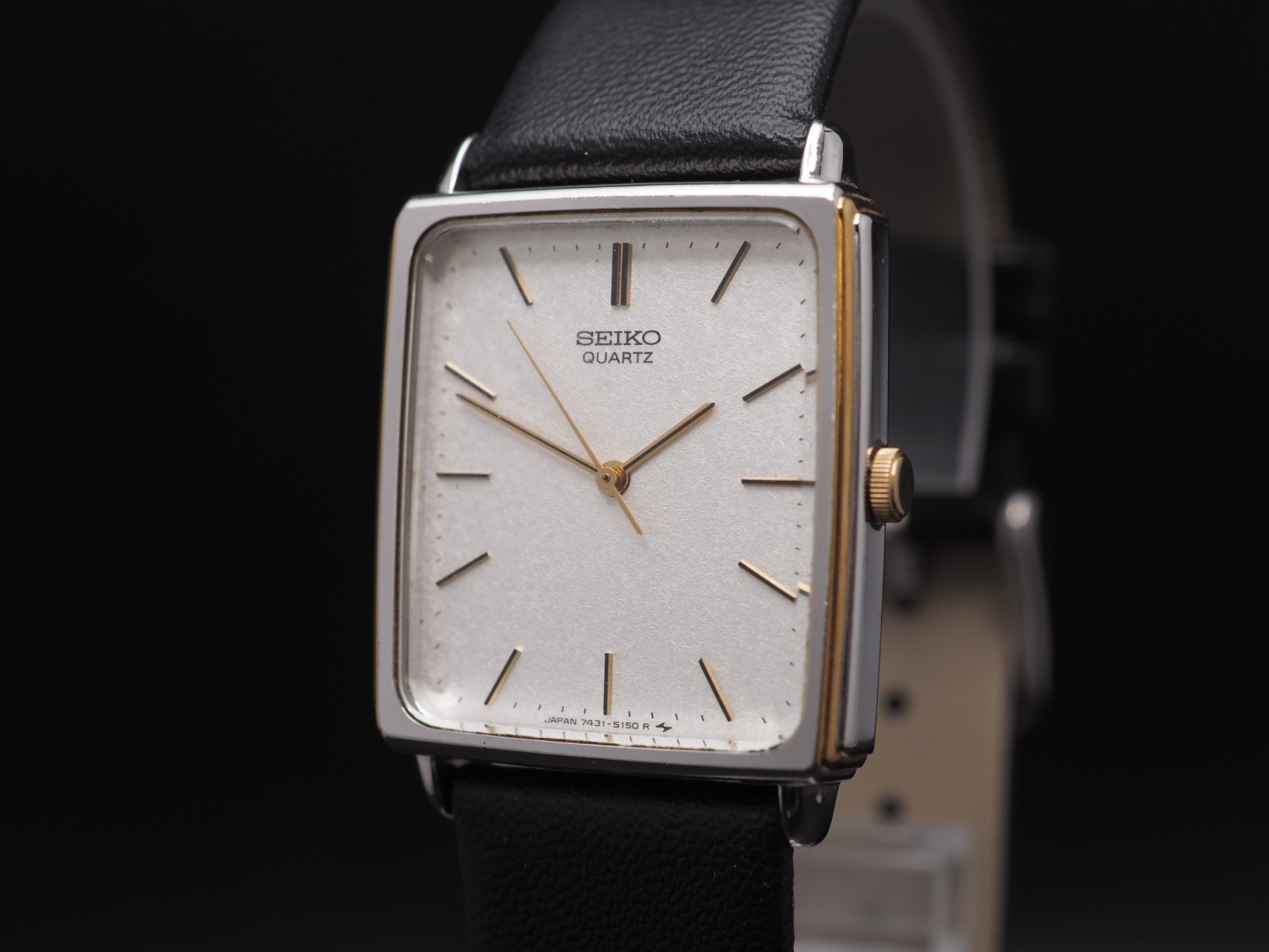 Vintage 1983 Seiko 7431-5100 Silver Tone Tank Quartz 26mm Mens Dress Watch JAPAN