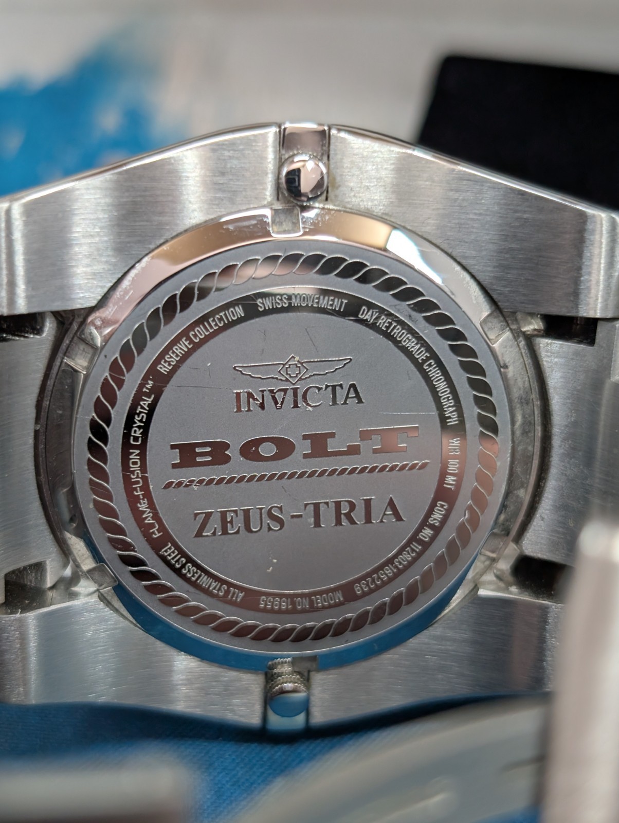 Invicta Men’s Bolt Zeus Tria watch. Needs Batteries But Works Great! Beautiful