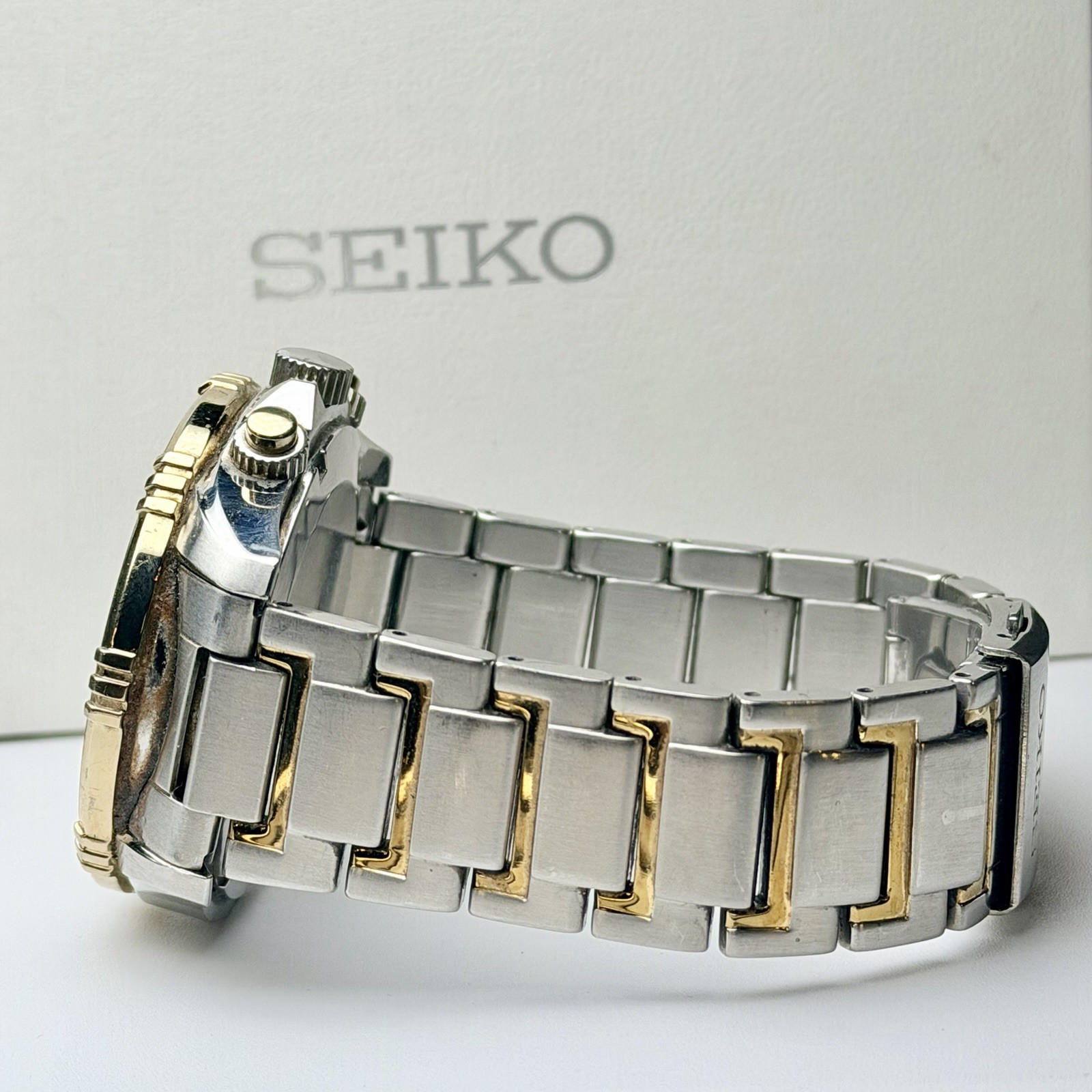 Seiko SSC446 Core Solar Chronograph TwoTone Stainless Steel 44mm Mens Wa G2U