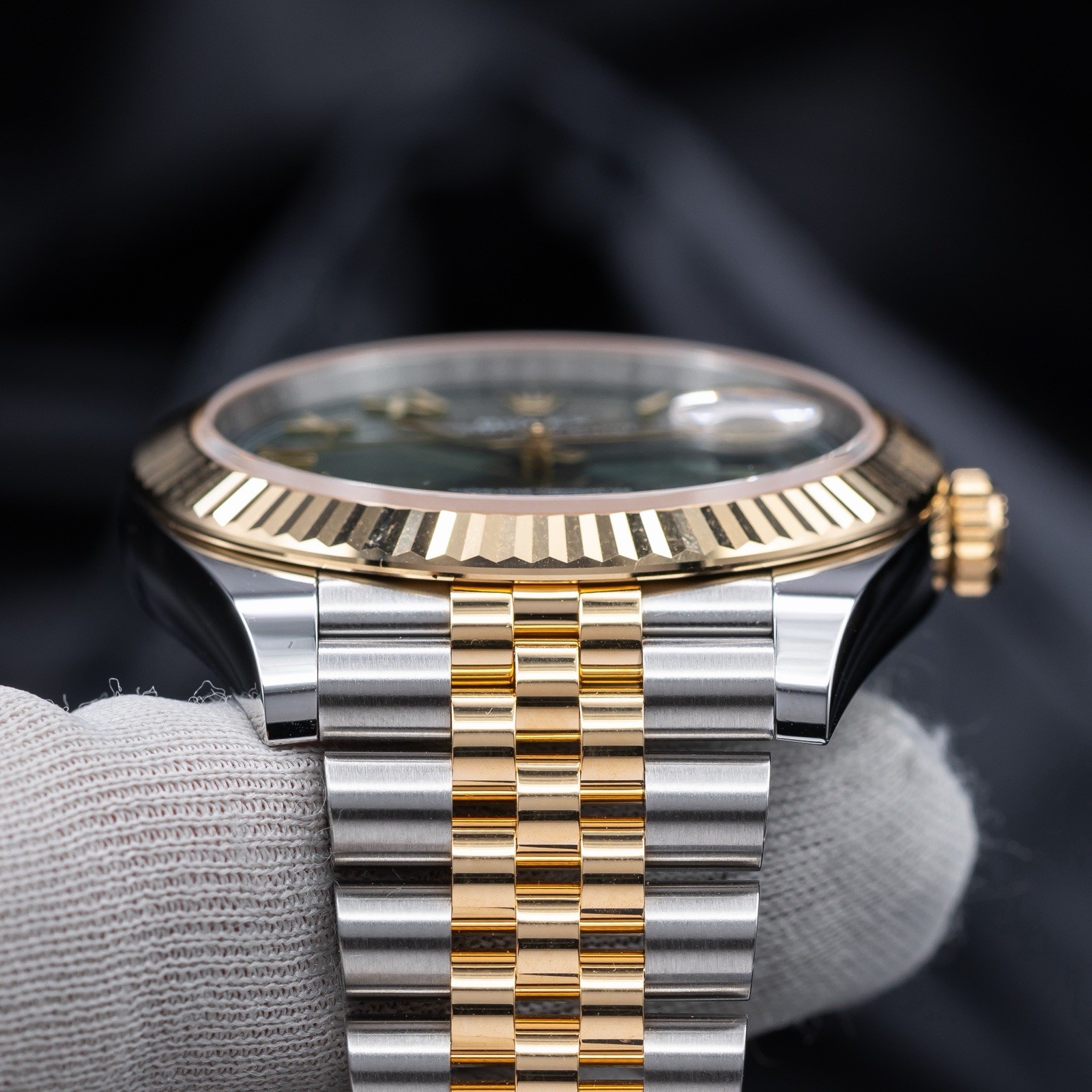 Rolex Datejust 41 126333 – Olive Green Dial | Brand New 2026 Complete Set