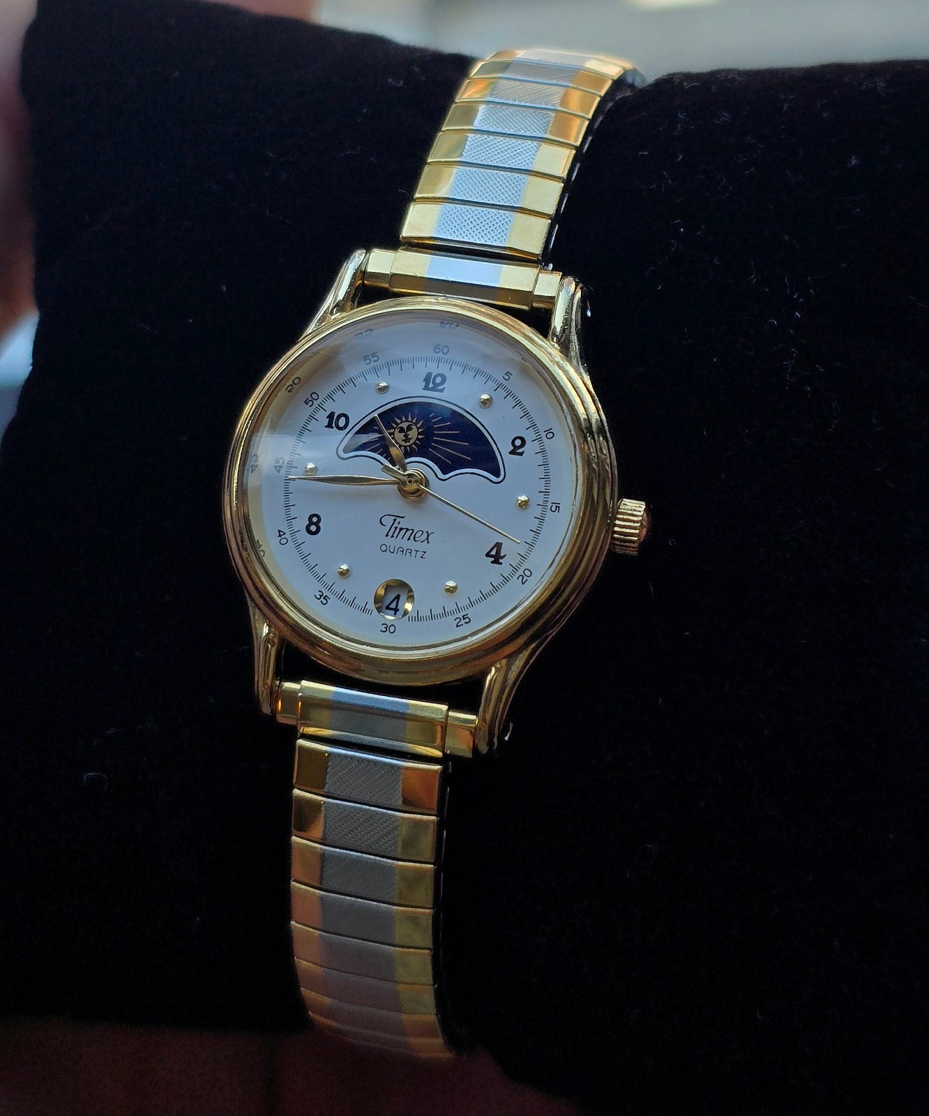 Vtg 1994 Timex Watch, Small Watch, 364 T Cell, Sun & Moon, 24 mm, Japan Movement