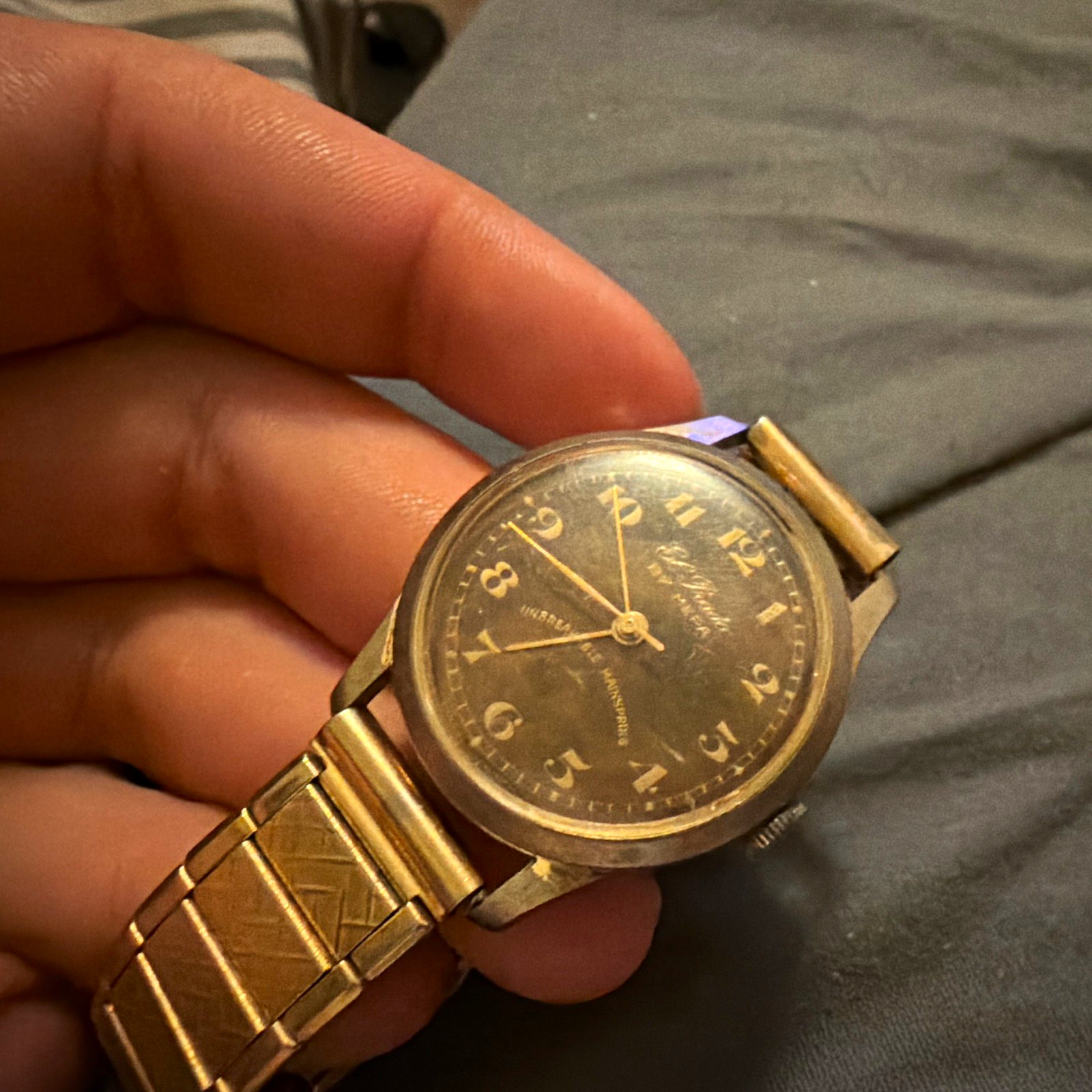 Waltham Premier Manual Wind 17J Black Arabic Dial Gold Tone Bracelet 32-35mm