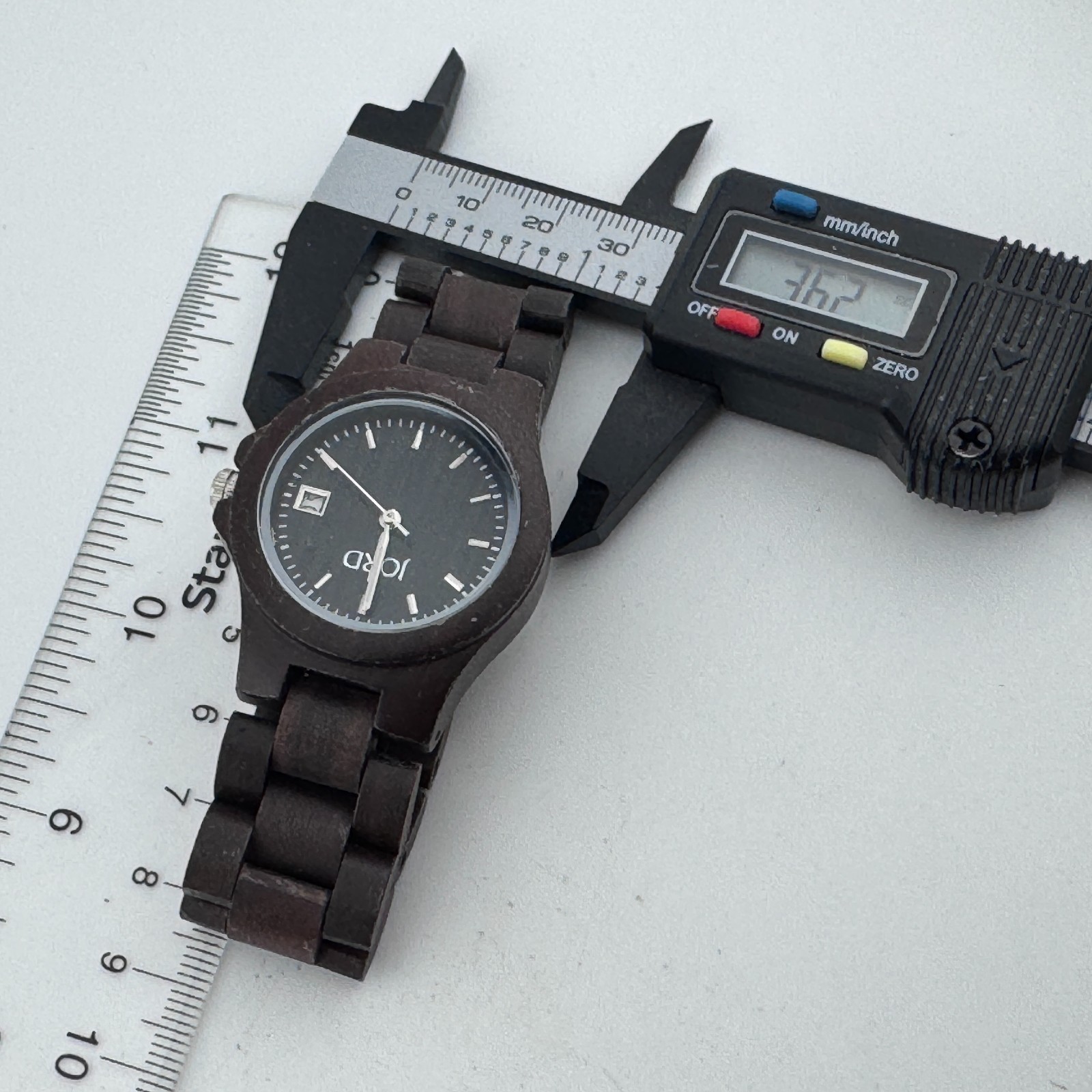 Jord Quartz Watch Women Dark Brown Solid Wood Date Japan Analog New Battery 6″