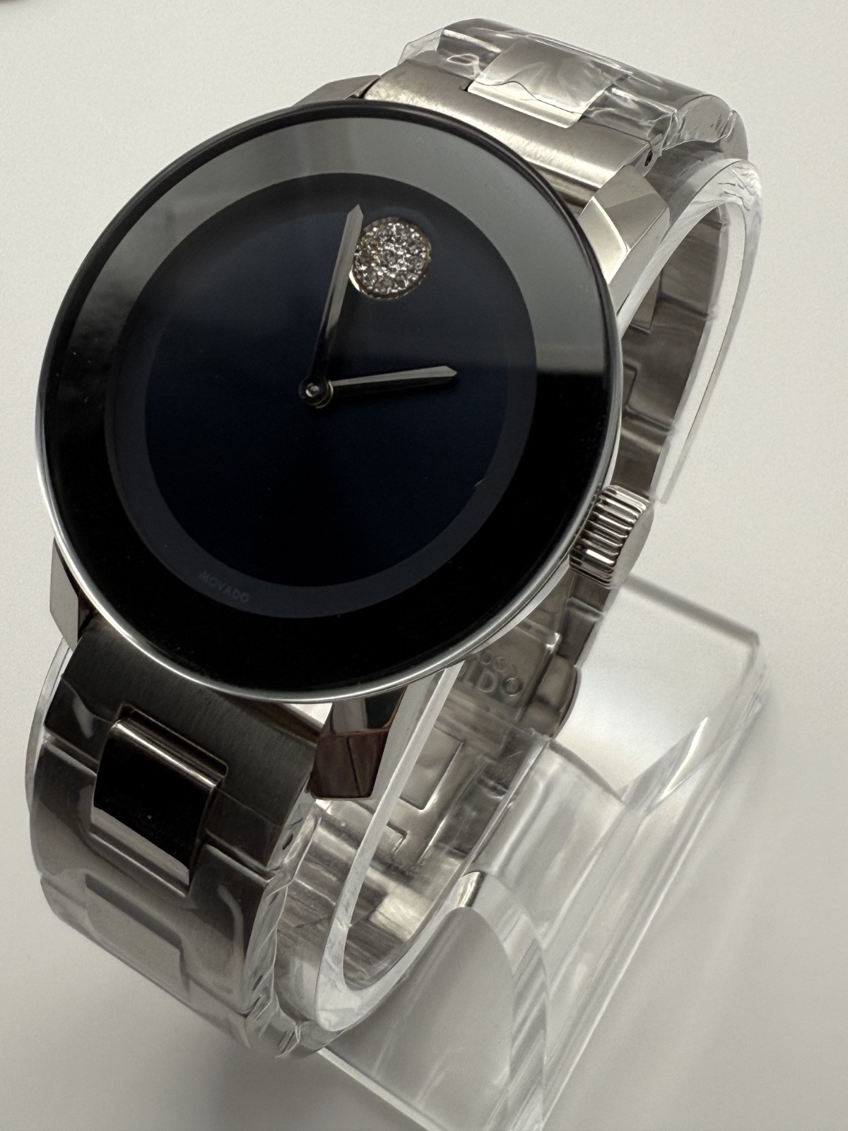 VERSACE VE8I00424 from the V-Code collection 36mm.