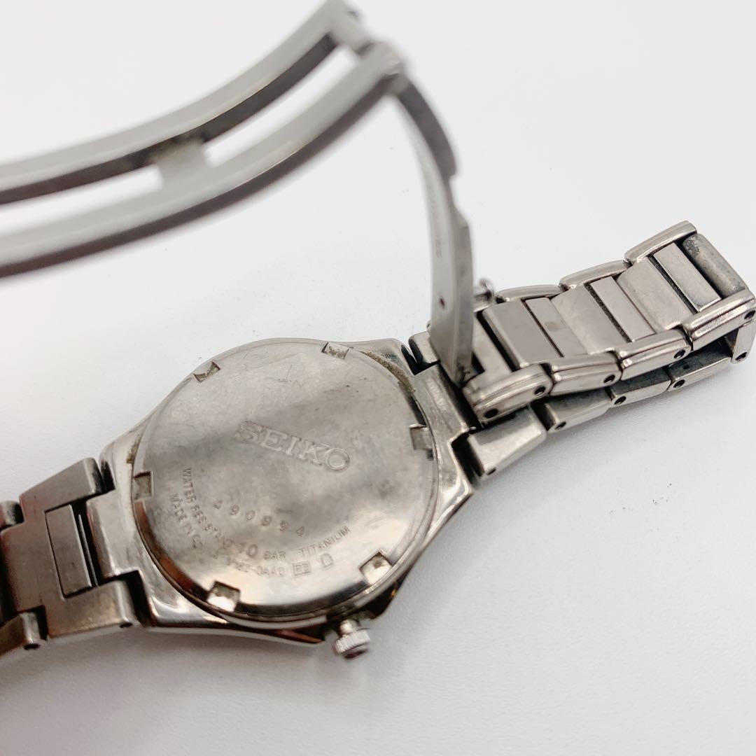 [Working Condition] SEIKO Titanium Women’s Watch, Solar Powered, Lightweight