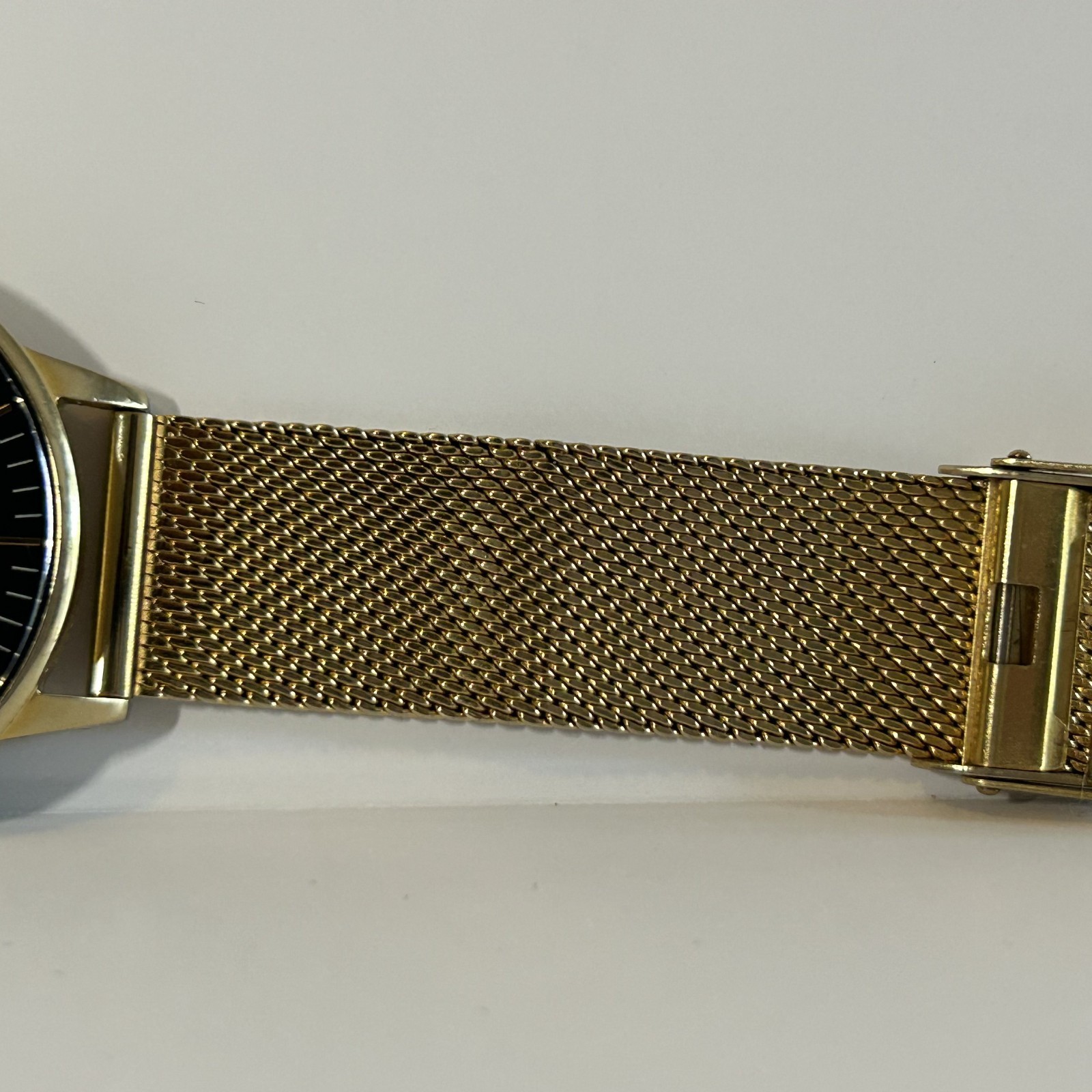 MVMT Boulevard Magnolia Women’s Watch Rose Gold Mesh Black Dial 38mm Qtz working