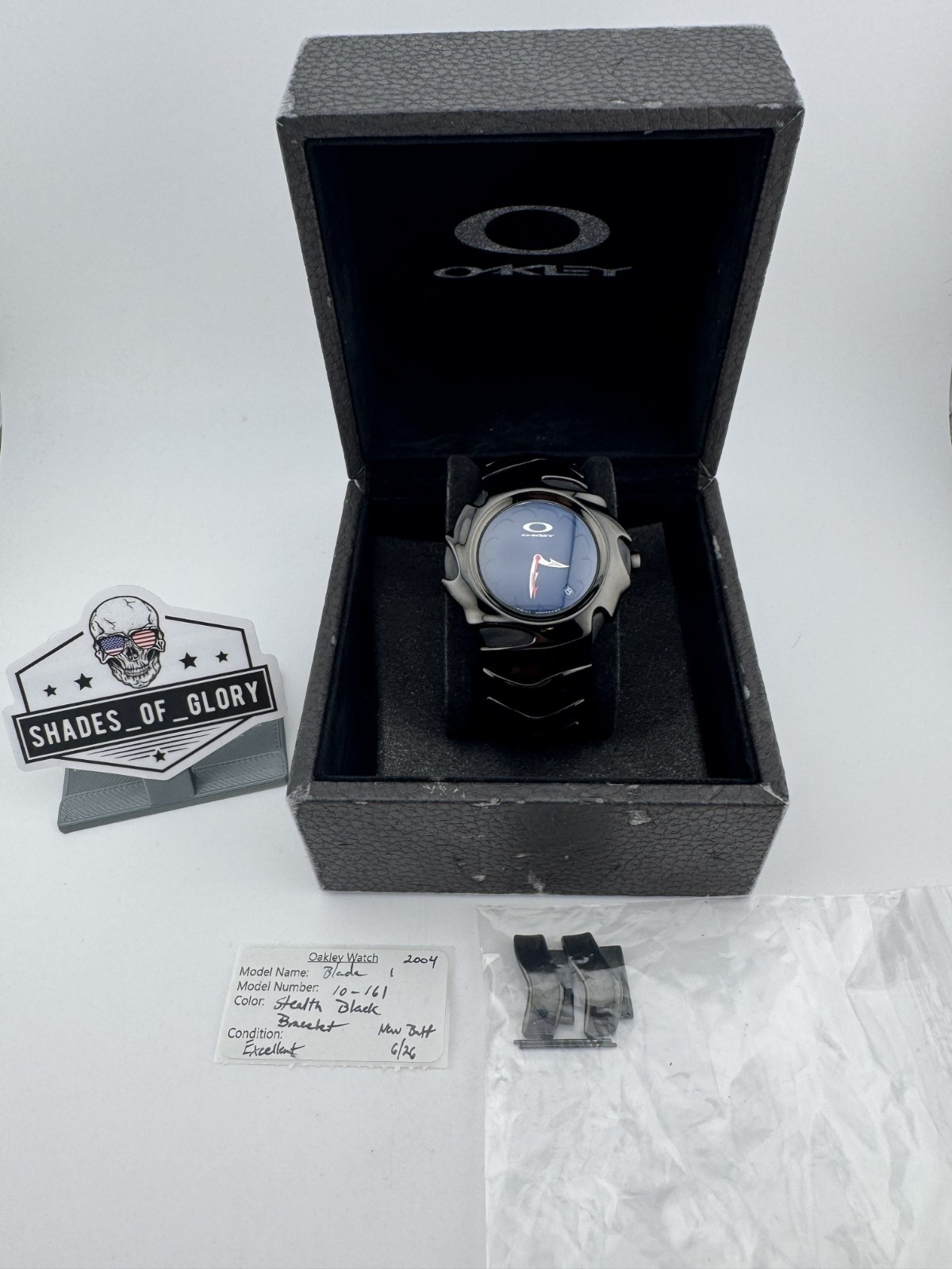 OAKLEY BLADE STEALTH BLACK STAINLESS STEEL BRACELET 10-161 VTG 2004 NEW BATTERY