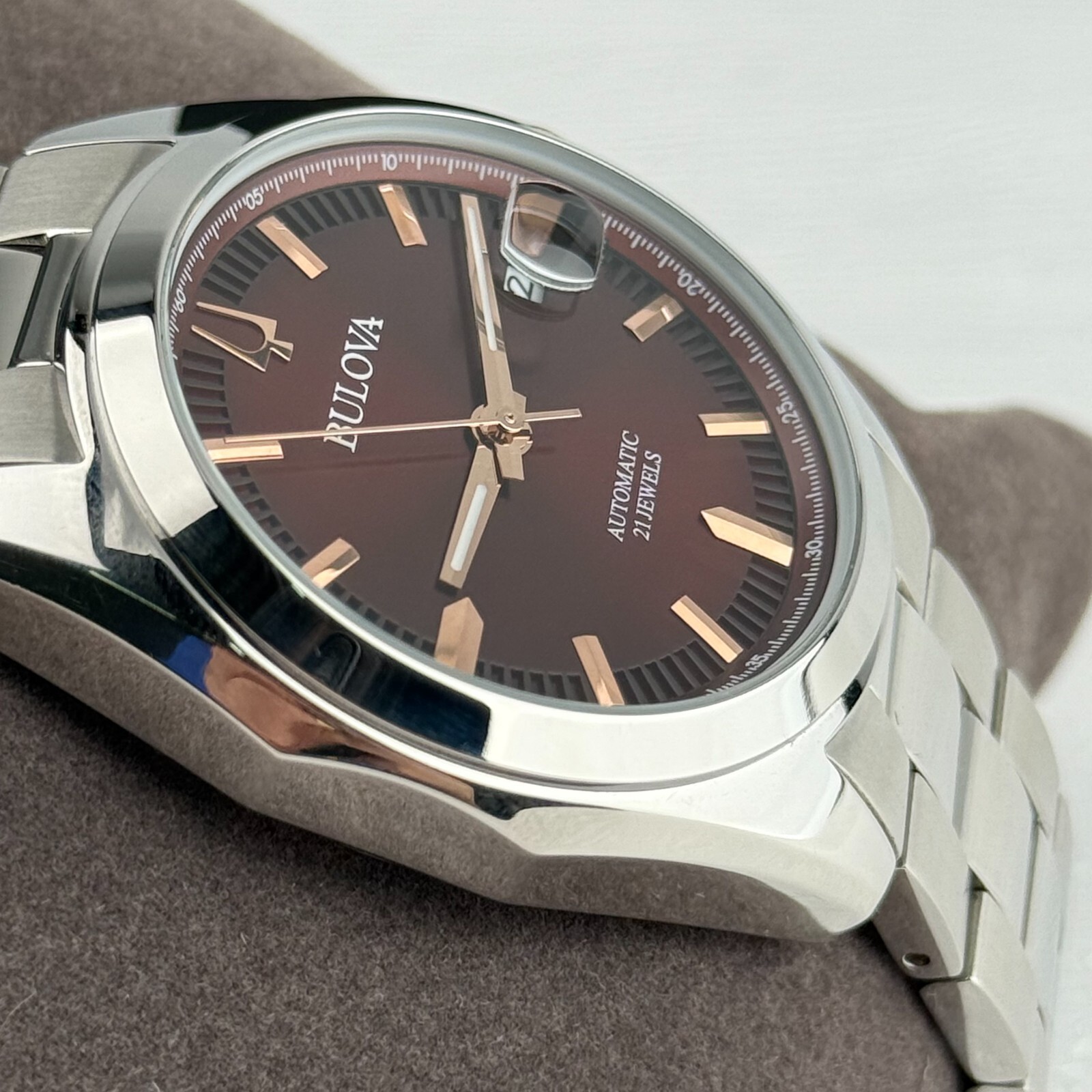 Bulova Surveyor Automatic Watch 39mm Red Dial Stainless Steel Men’s Watch 98B422