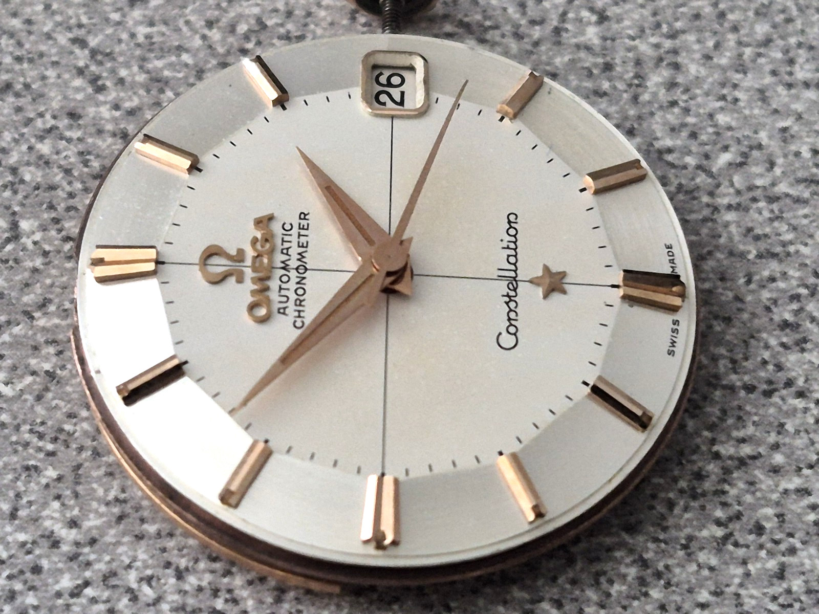 RARE Omega constellation ROSE GOLD pie-pan dial and completed running movement.