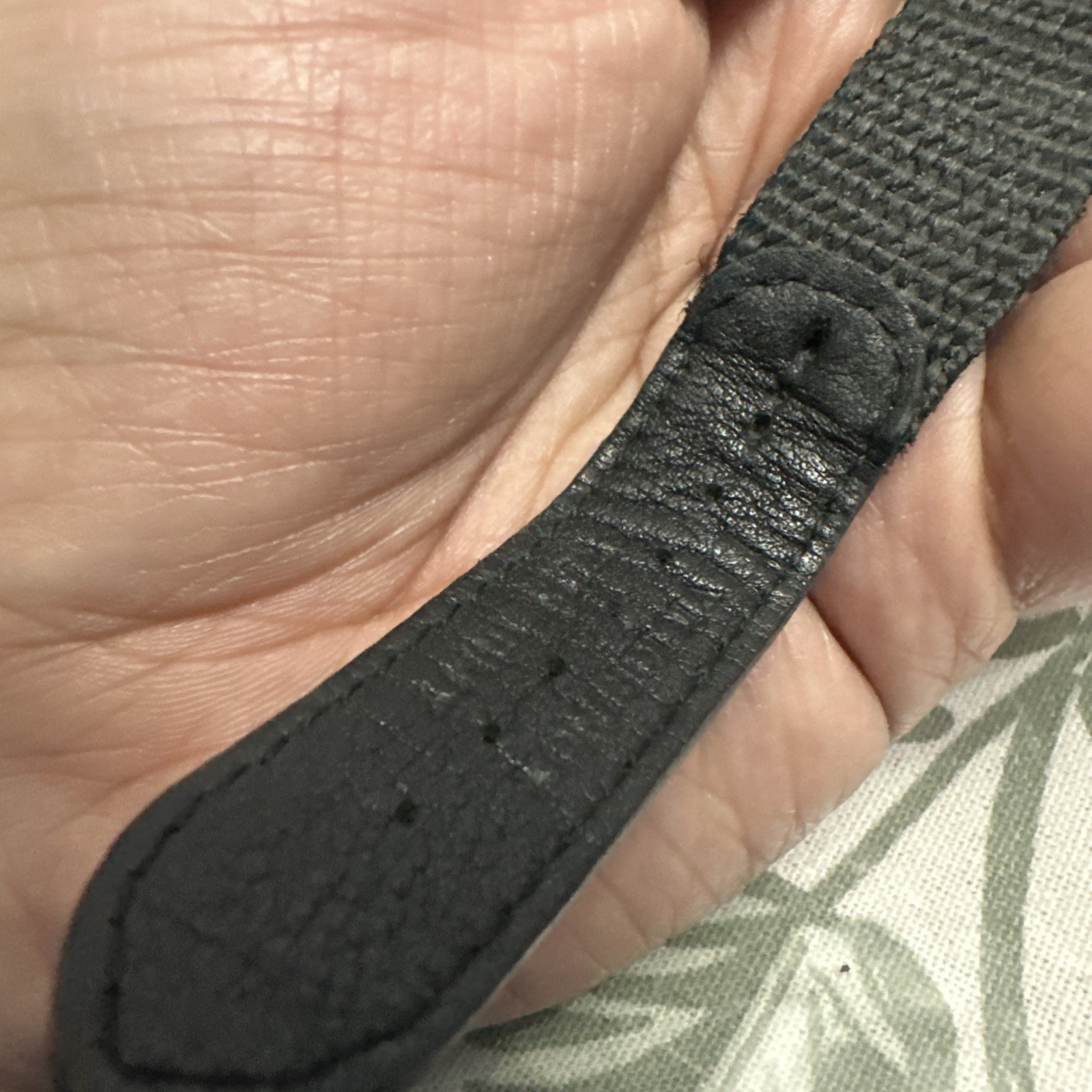 Vintage VICTORINOX SWISS ARMY Men’s 40mm Black Watch SWISS MADE Untested As Is