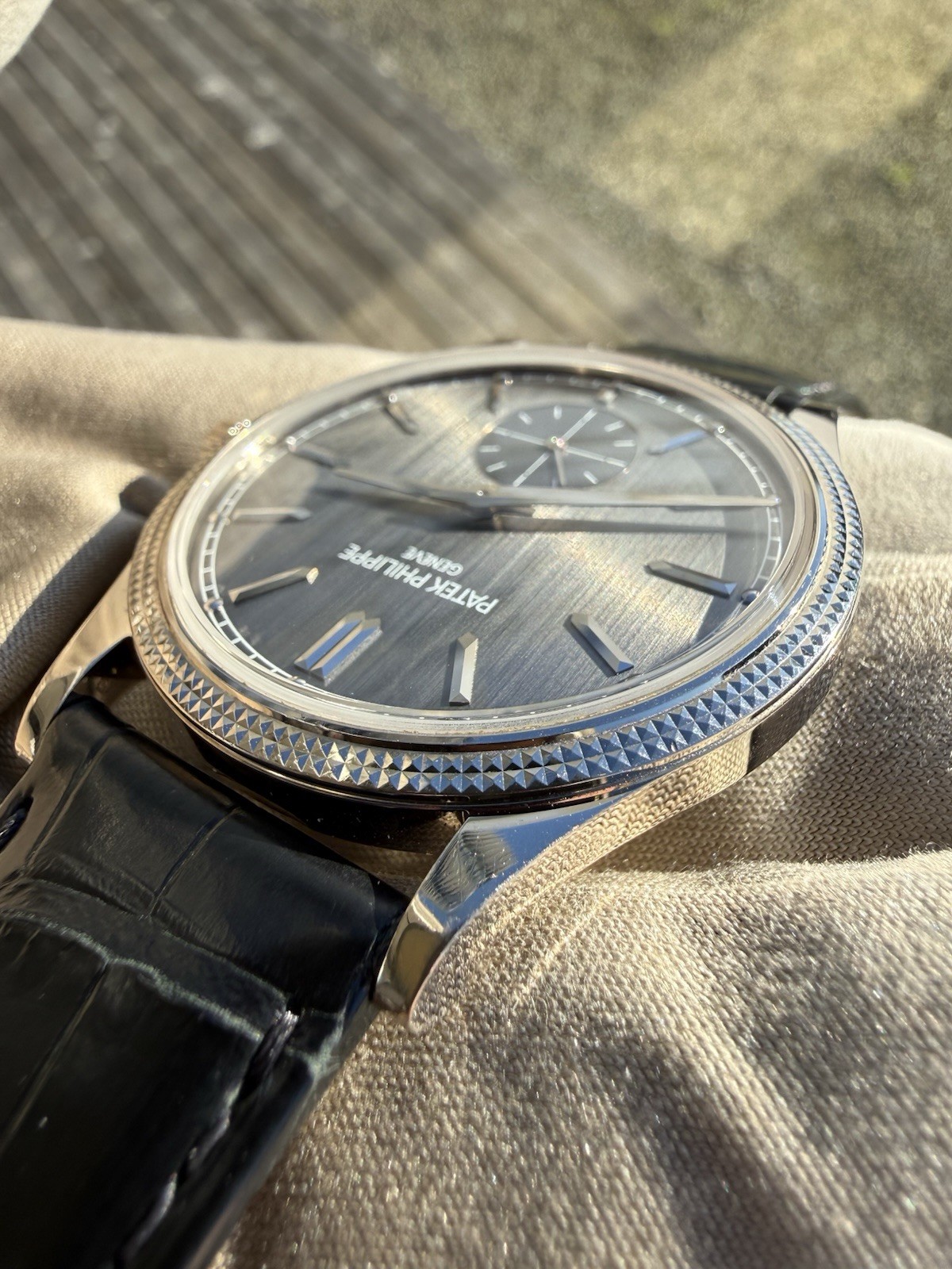 2022 Patek Philippe Calatrava 18K White Gold 39mm Grey Anthracite Dial 6119G B&P