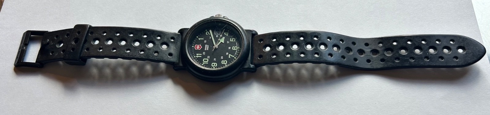Swiss Army (Victorinox) Men’s Field Watch – 1996 Excellent Condition