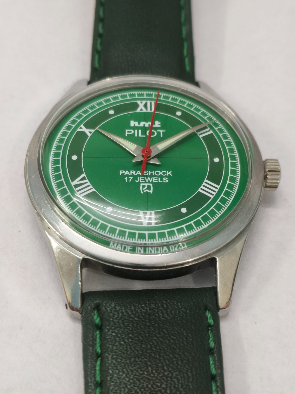 Vintage HMT Pilot Green 17 Jewels Mechanical Hand Winding Men’s Wrist Watch