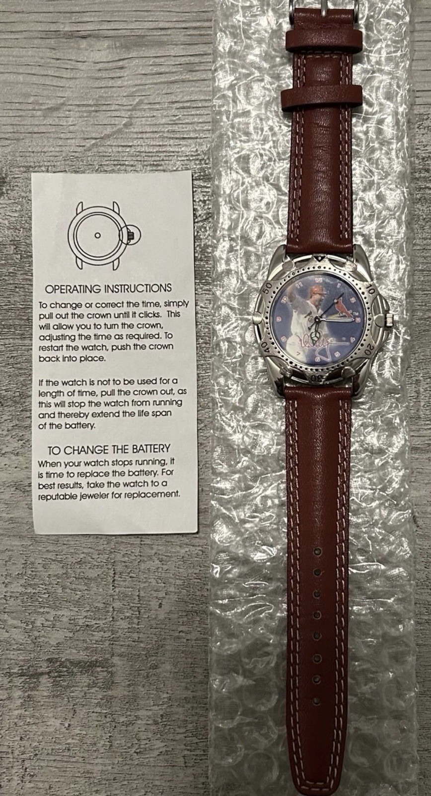 Mark McGwire Home Run Hero 1998 Quartz Analog 39mm Silver Case Brown Strap