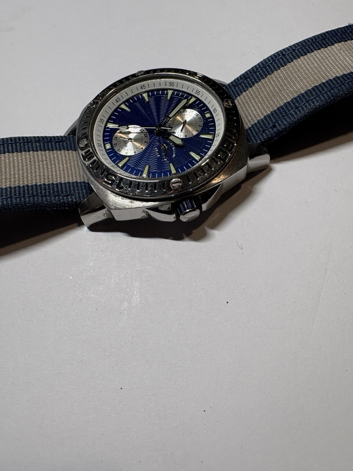 Tommy Bahama RLX1027 RELAX Blue watch – Blue and White band SEE DESCRIPTION