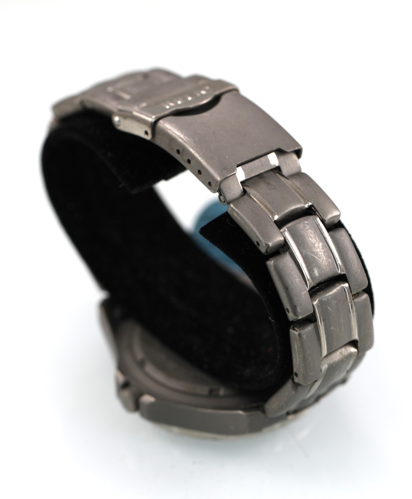 Relic Wet Watch Men Gray Silver Solid Titanium 50m Day Date 24hr Blue Quartz