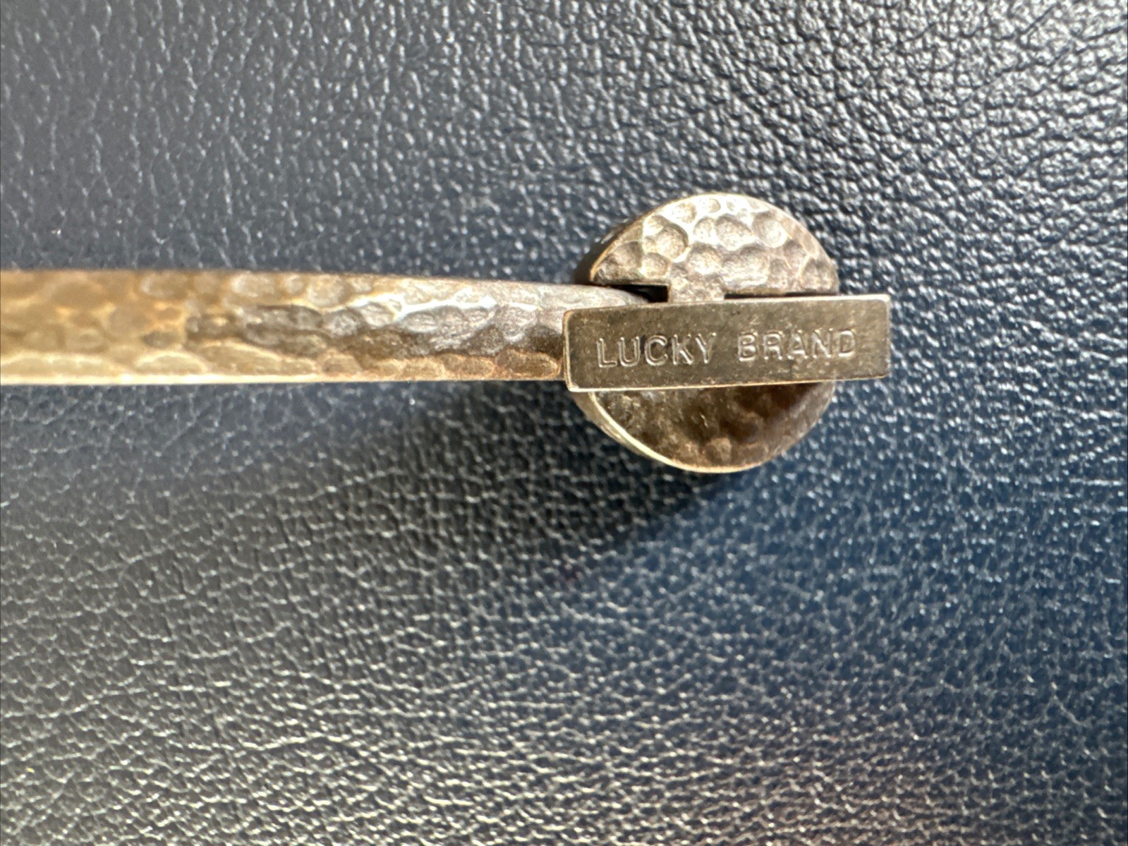 Lucky Brand Watch Peace Sign Needs Battery 6.25″ Womens 32mm Hammered Metal