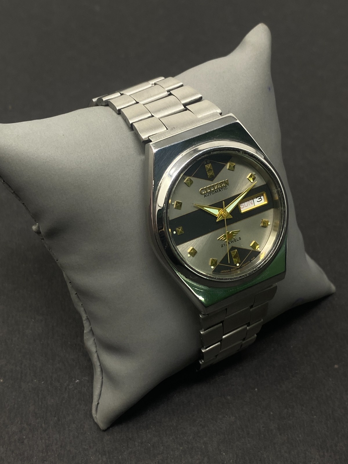 Vintage Citizen Automatic 8200A Japan Movement Day-Date Men’s Wrist Watch