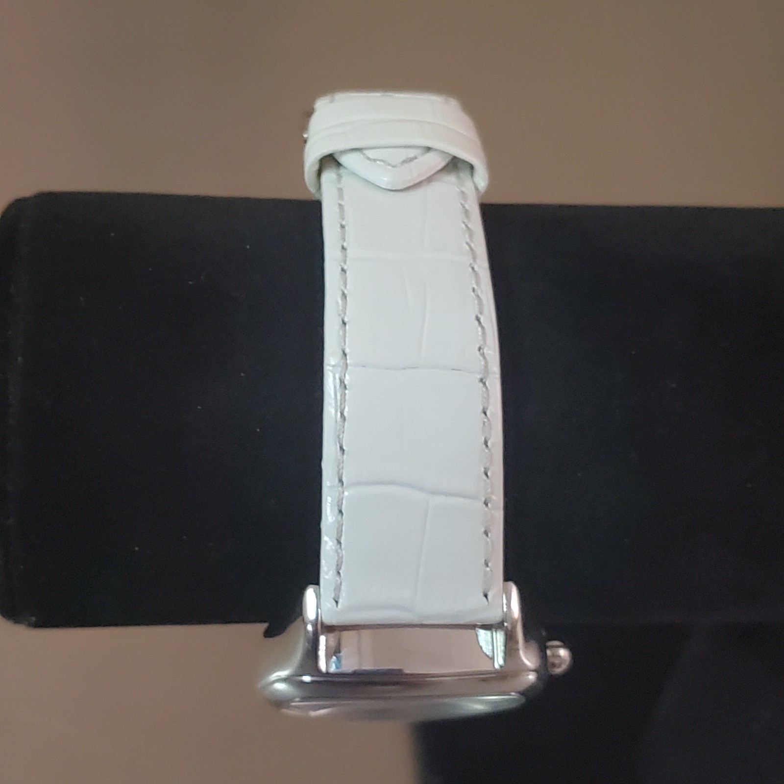 HONORA Women’s Watch Analog Quartz Date Multicolor Indices White Leather 36 mm