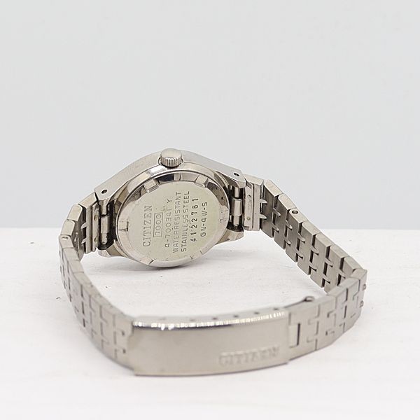 Dead level working good condition Citizen AT 4 700341 Day Date 21 jewels Cut Gla