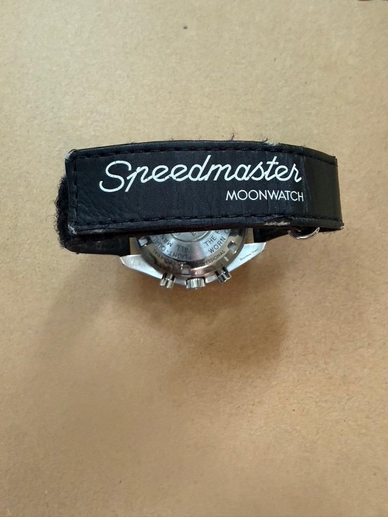 Omega Speedmaster Professional Moonwatch Hesalite | 310.30.42.50.01.001 | 2022