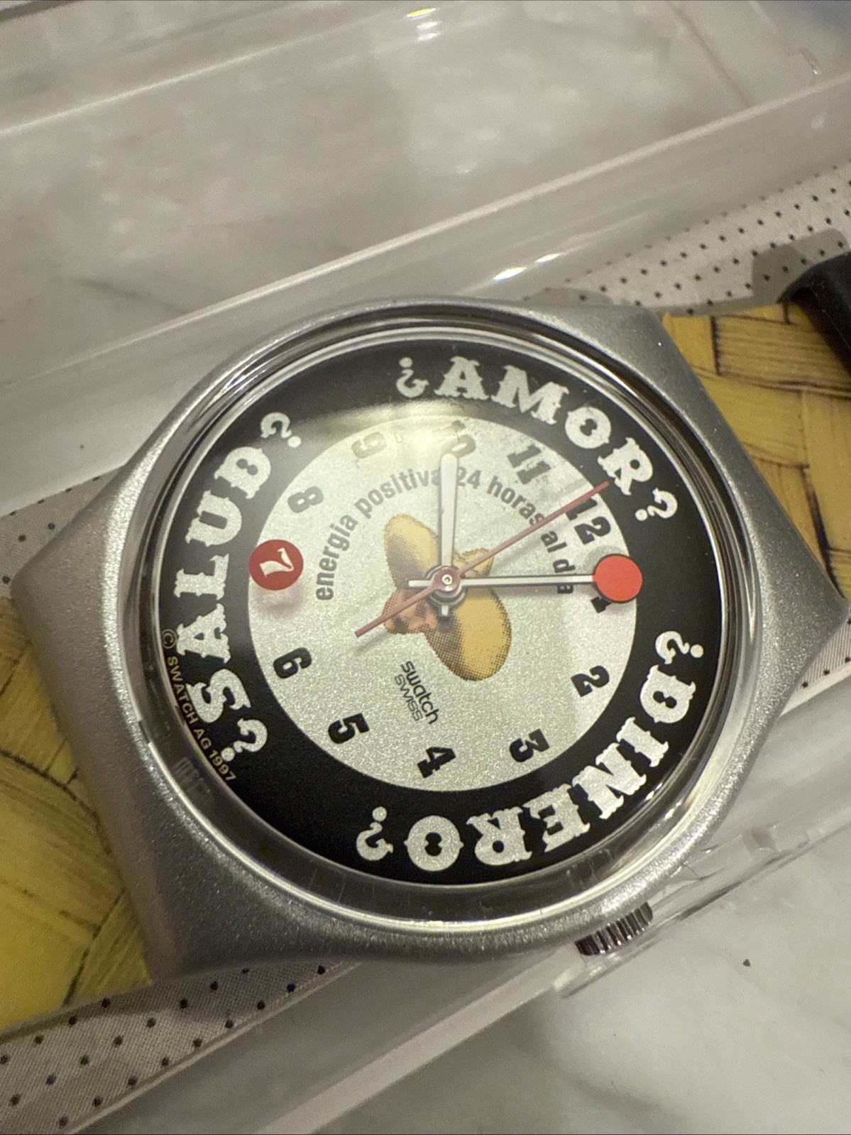 Vintage SWATCH SOMBRERO Watch GM143 Gent Line New With Case And Papers HTF 1998