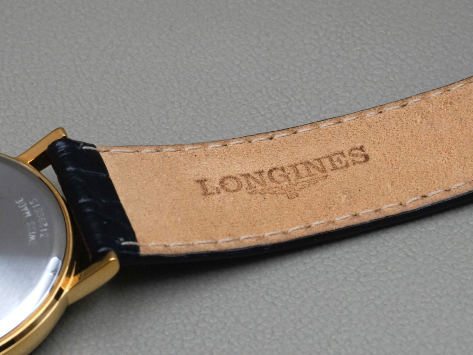 Longines Grand Classic L4.720.2 Vintage Quartz Men’s Watch 33mm Gold Dial