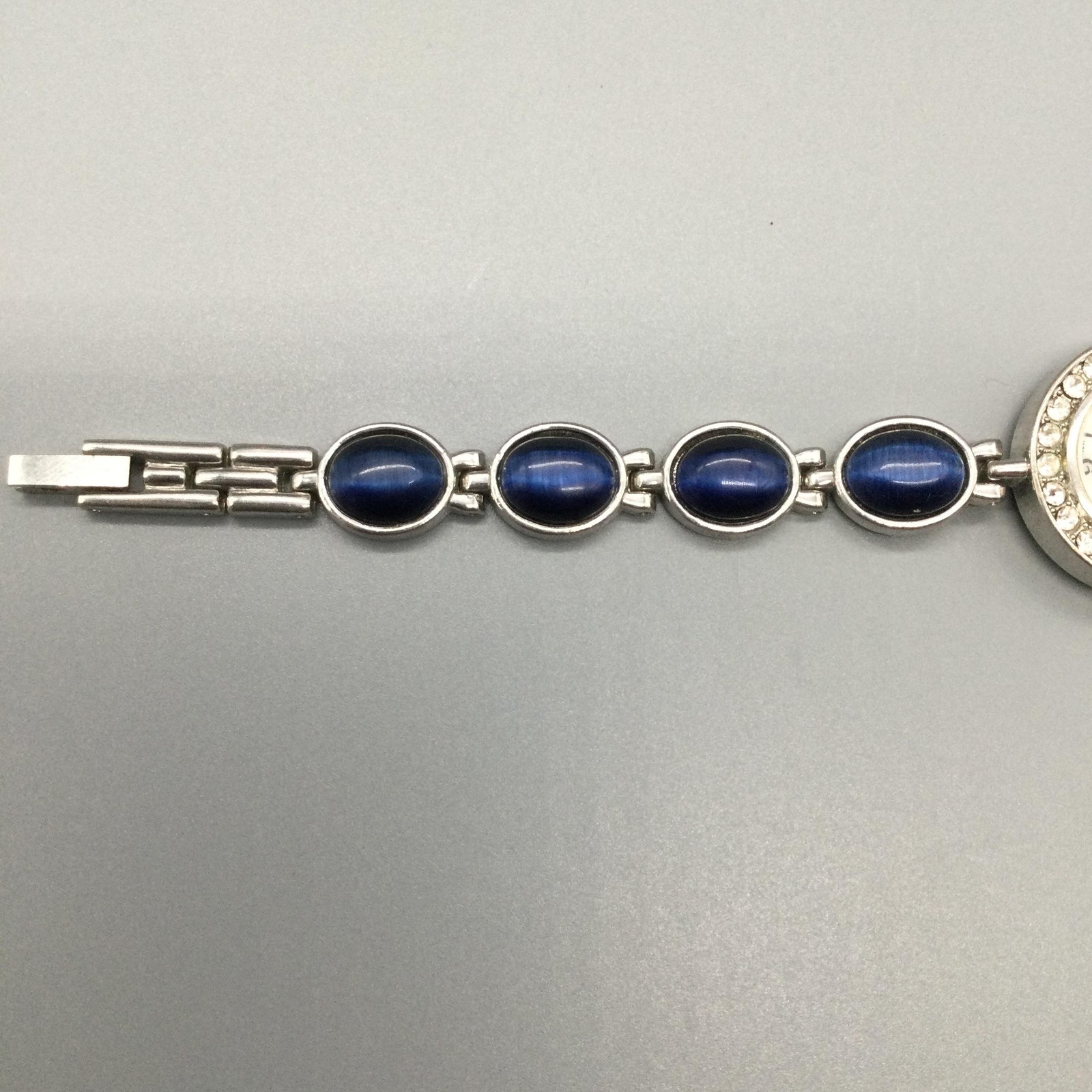 Blue Cabochon Womens Watch 22mm MOP Dial Crystals Silver Tone New Battery 7″