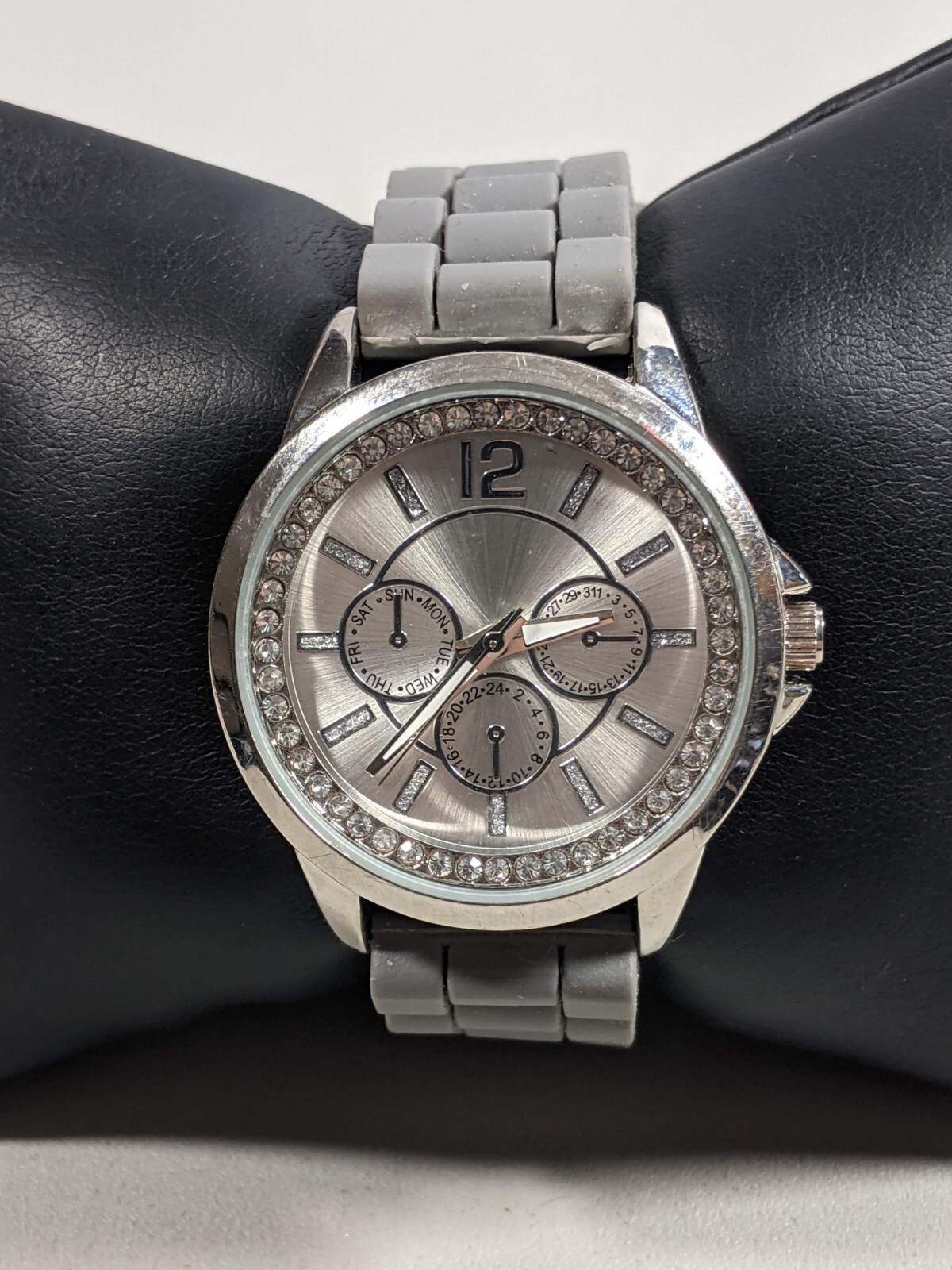 Silver Tone Dial Round Crystal Accent Case38 mm Gray Rubber Band Watch