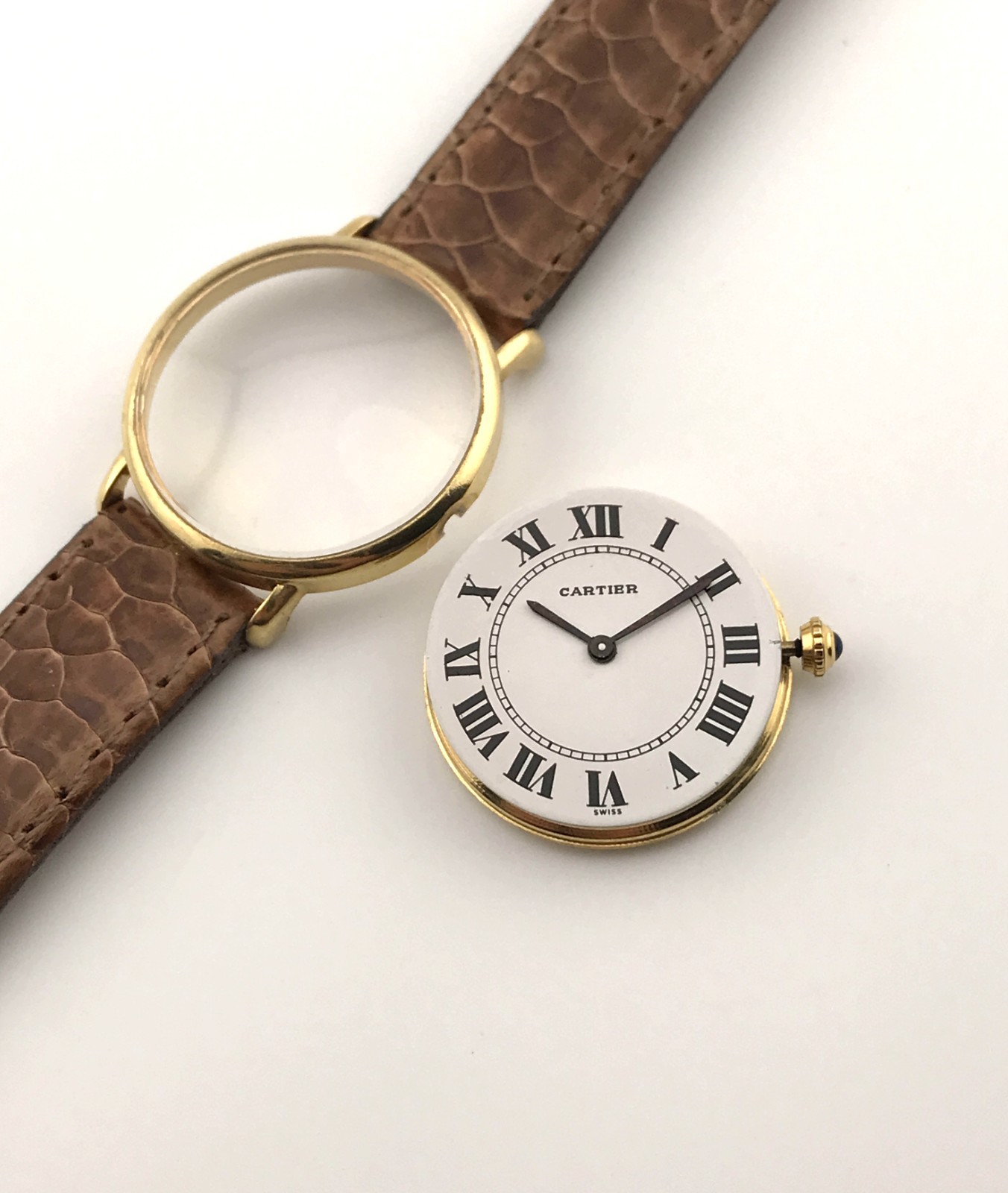 VINTAGE 1978 CARTIER ROUND UNISSEX PRE-MUST 18K ELECTROPLATED 29.5MM- HAND-WIND