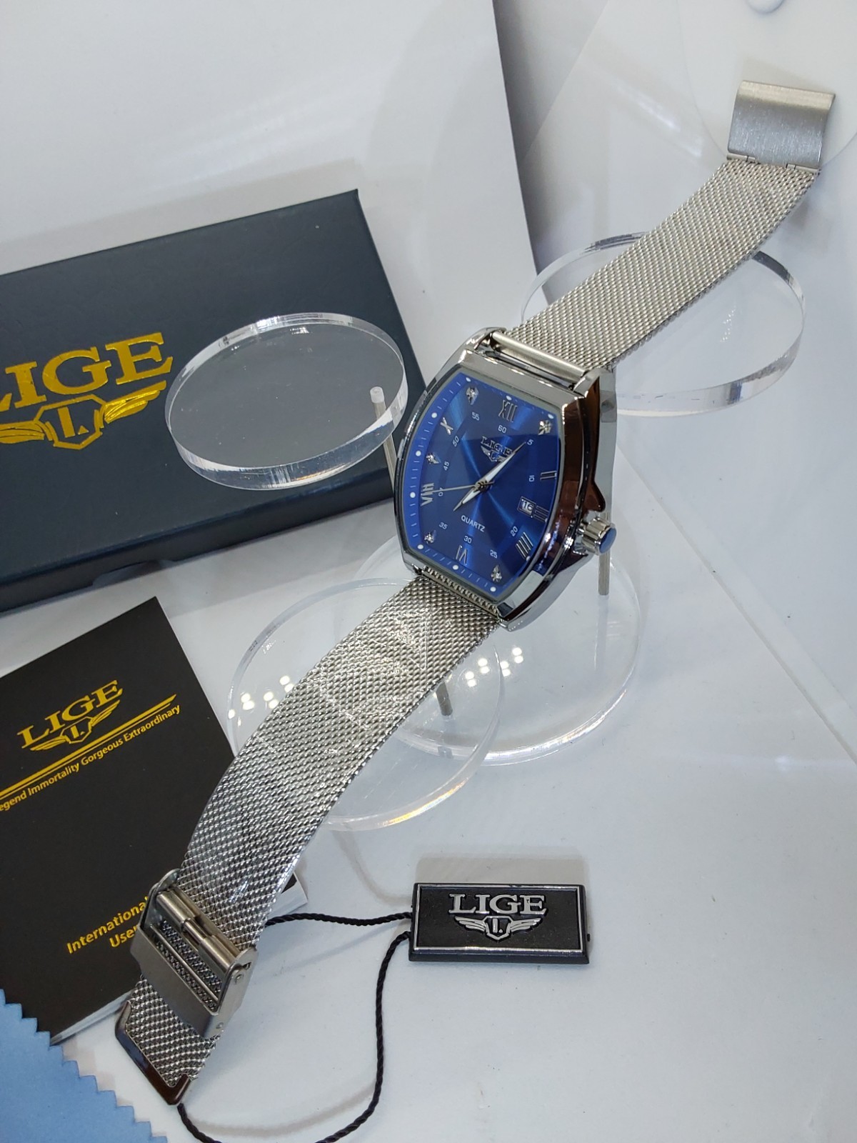 Luxury Tonneau Blue Dial Date Quartz On Stainless Steel Mesh Bracelet New