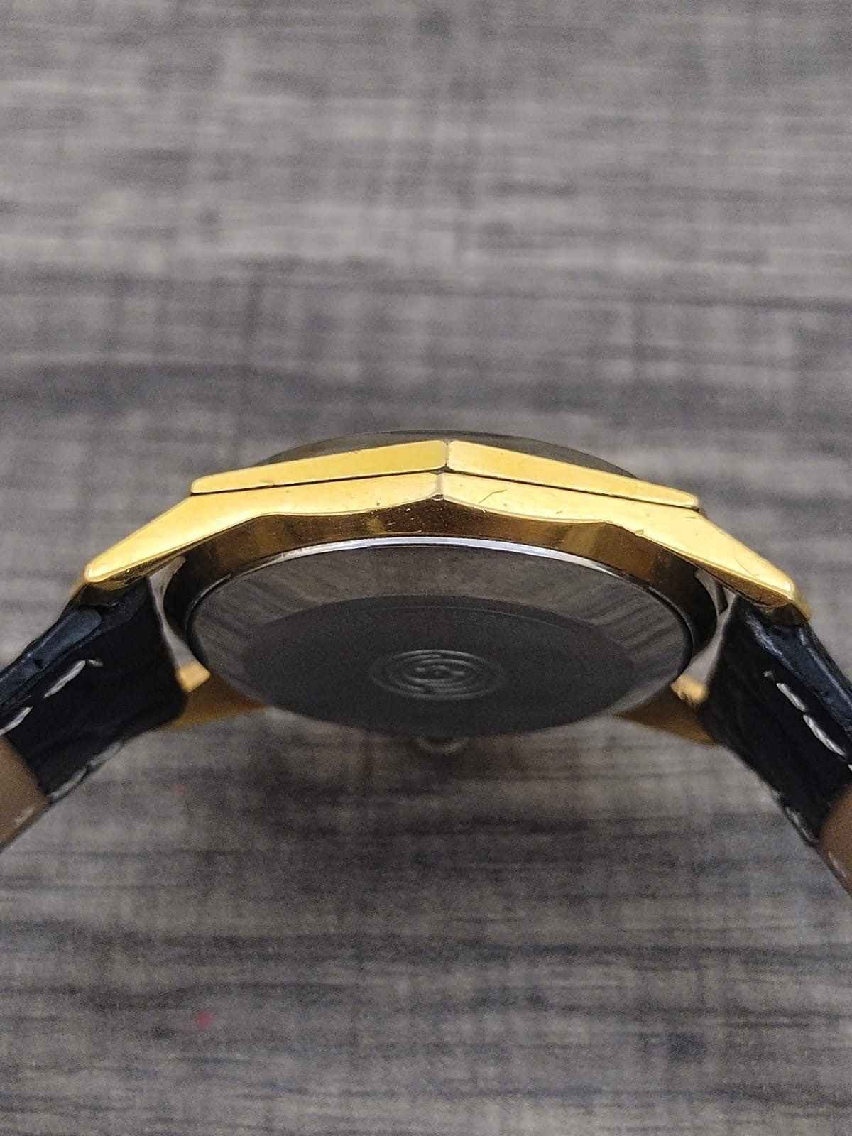 WYLER Incaflex -rare OCTAGON faceted Case- RARE Black GLOSS Dial – ETA 2354
