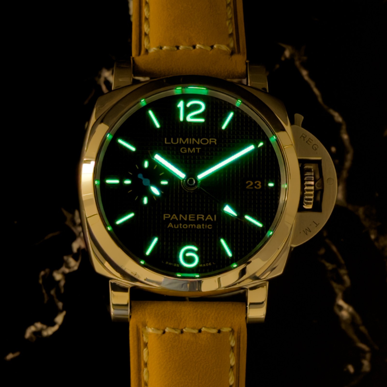 Panerai Luminor 1950 GMT 42mm Steel Hobnail Dial PAM01535 – PAM 1535 – B & P