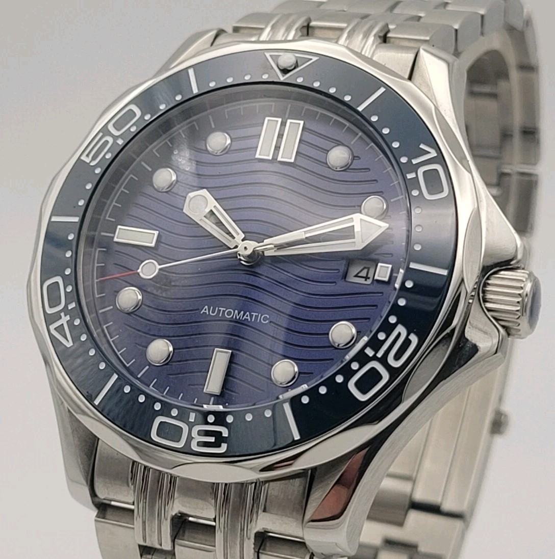 New Automatic Divers Watch BLUE Wave Ceramic Sapphire 100m Screw Crown
