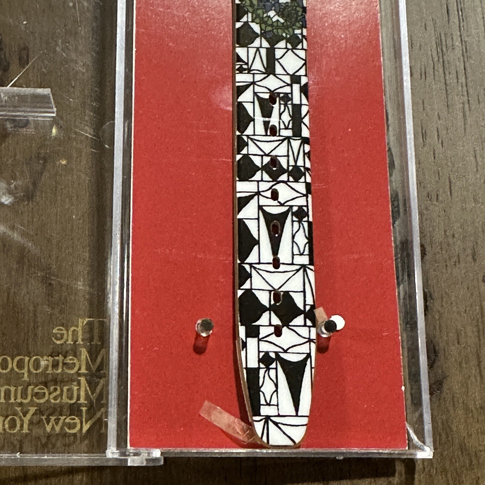 NIB The Metropolitan Museum of Art geometric rose watch