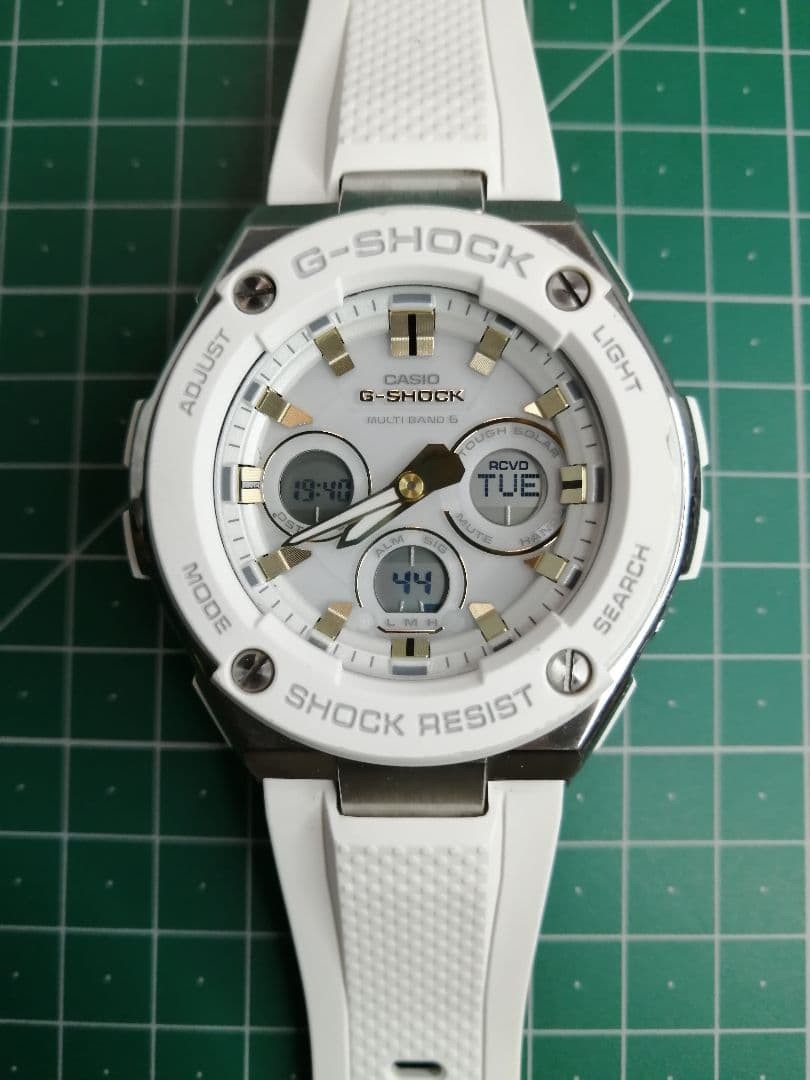 CASIO G-SHOCK G-STEEL GST-W300 Radio Solar Watch